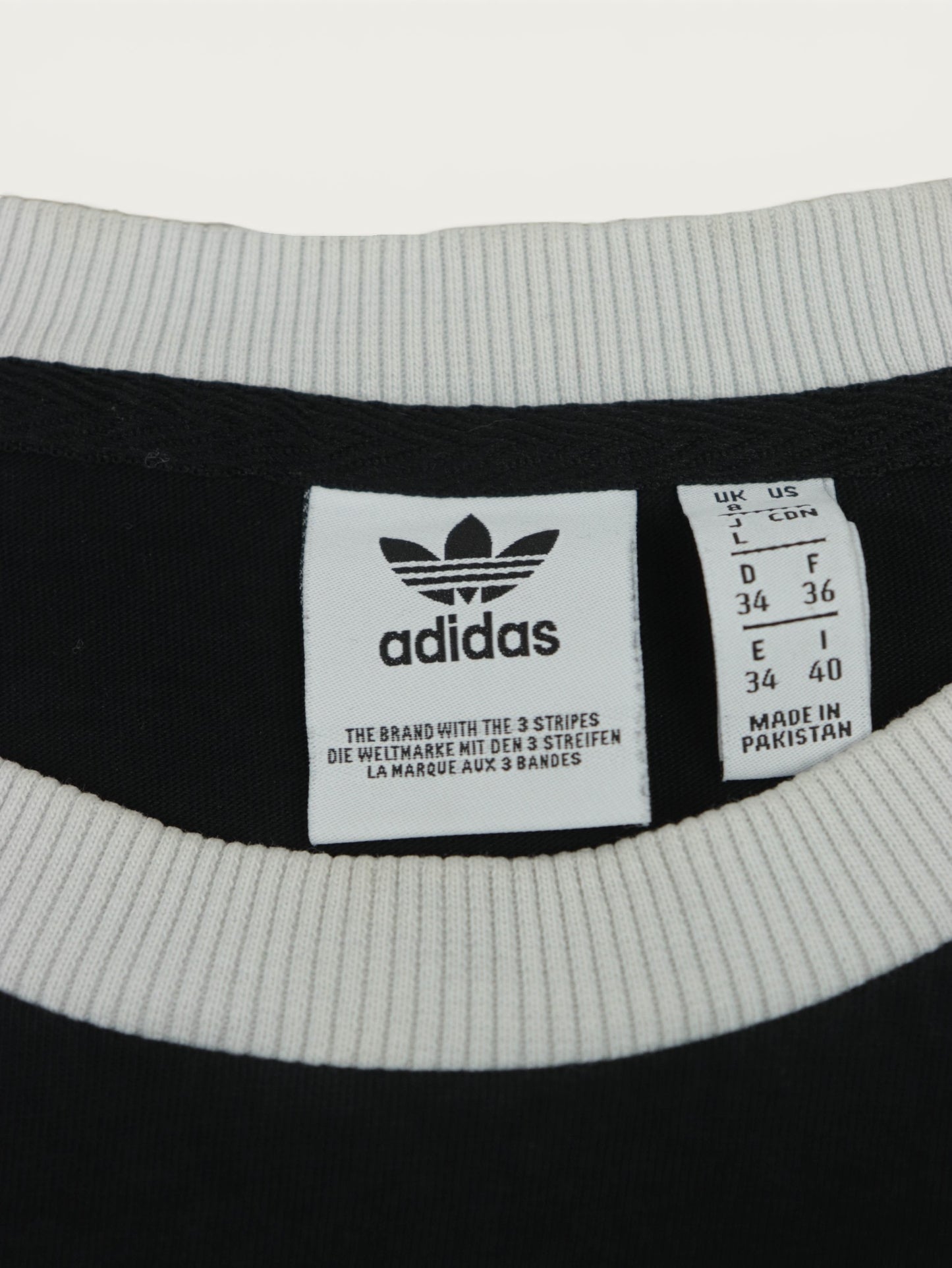 CAMISETA ADIDAS VINTAGE 00S