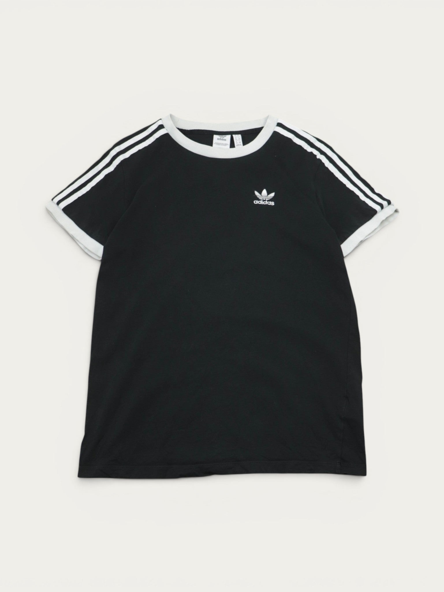 CAMISETA ADIDAS VINTAGE 00S