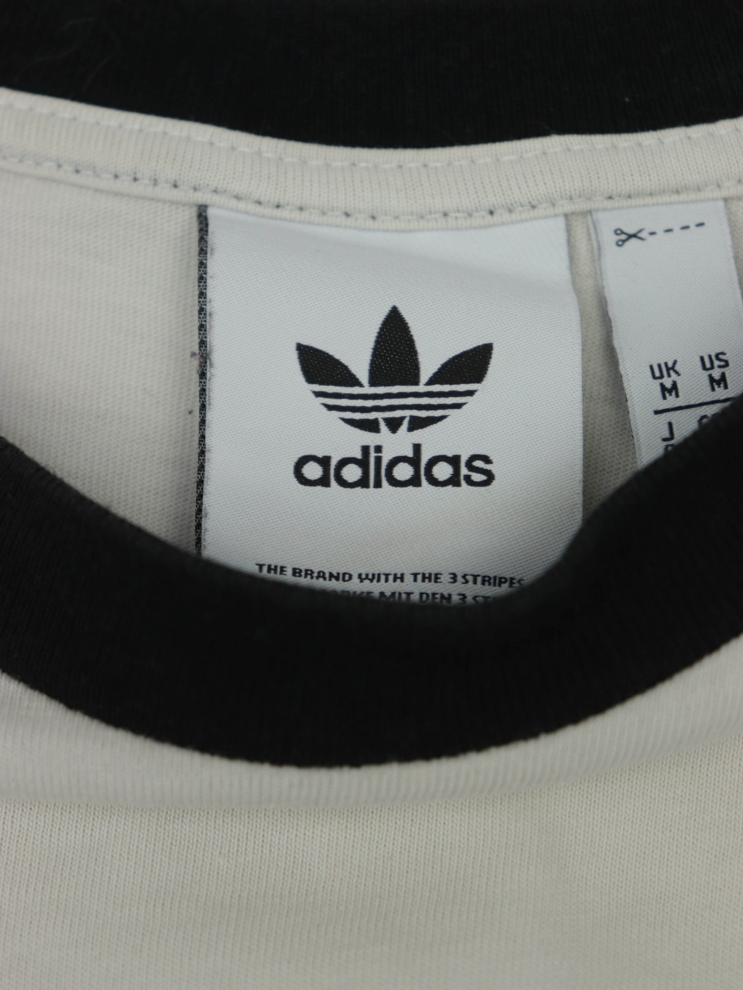 CAMISETA ADIDAS VINTAGE 00S