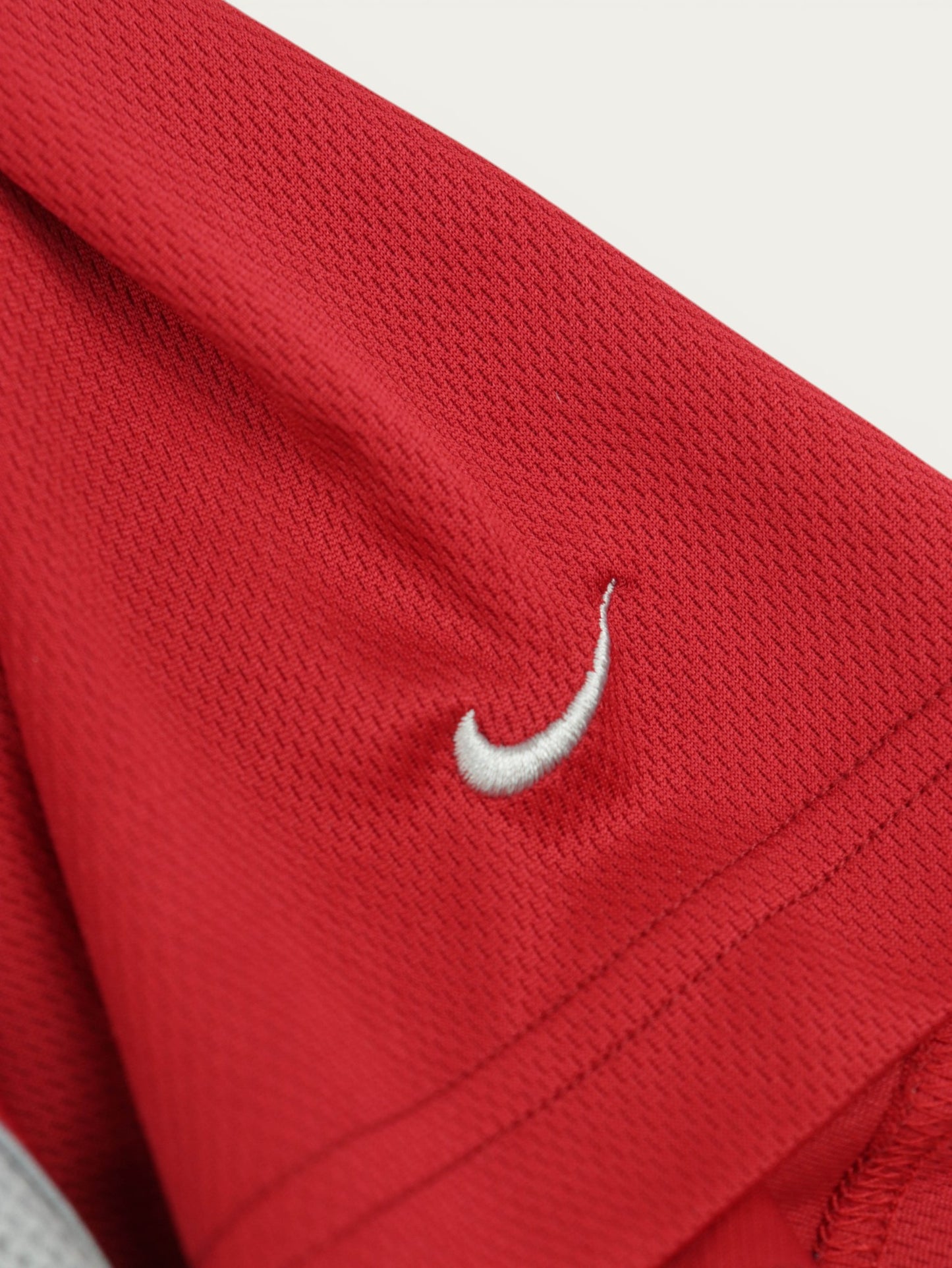 CAMISETA NIKE VINTAGE 00S