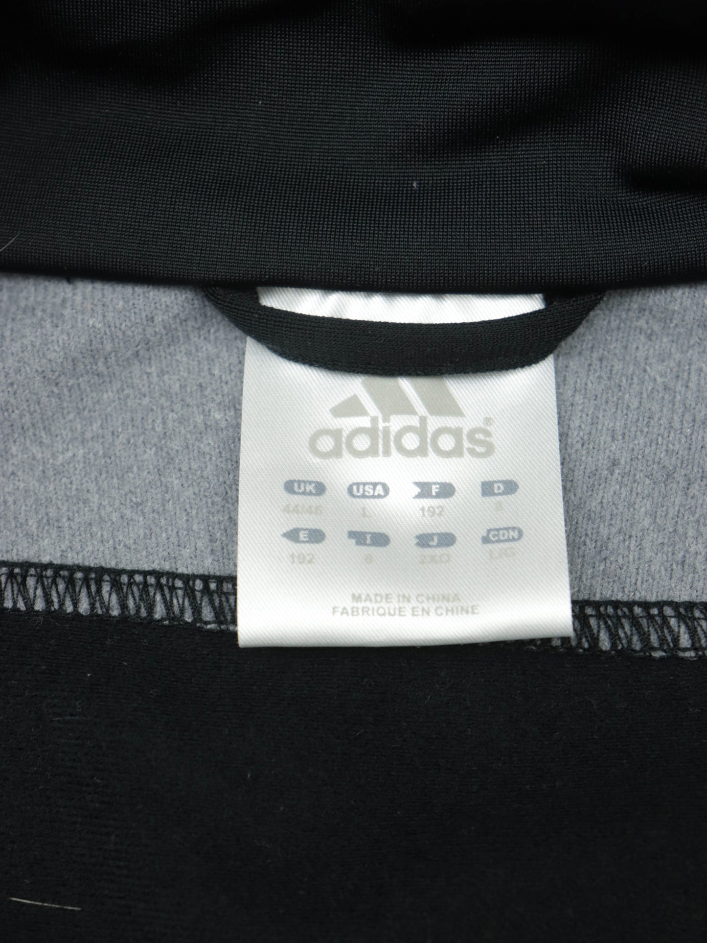 CHAQUETA ADIDAS VINTAGE 00S