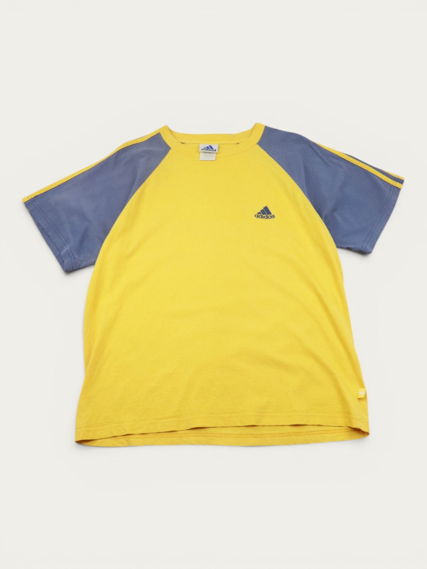 CAMISETA ADIDAS VINTAGE 90S