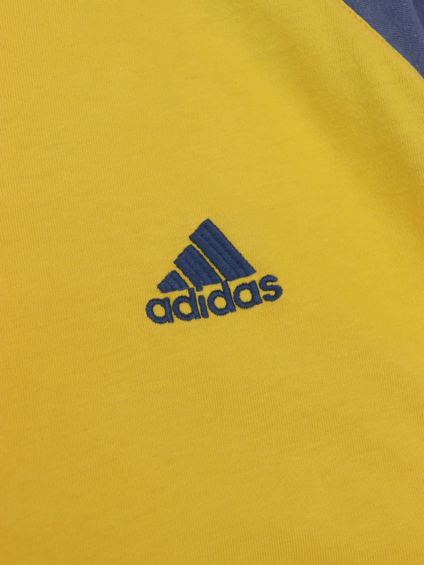 CAMISETA ADIDAS VINTAGE 90S