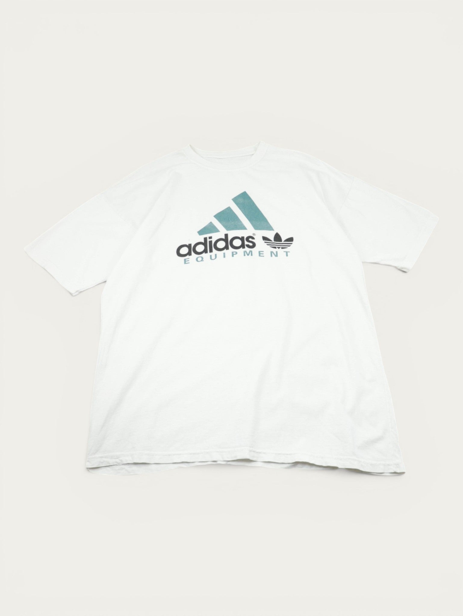 CAMISETA ADIDAS VINTAGE 90S BOOTLEG
