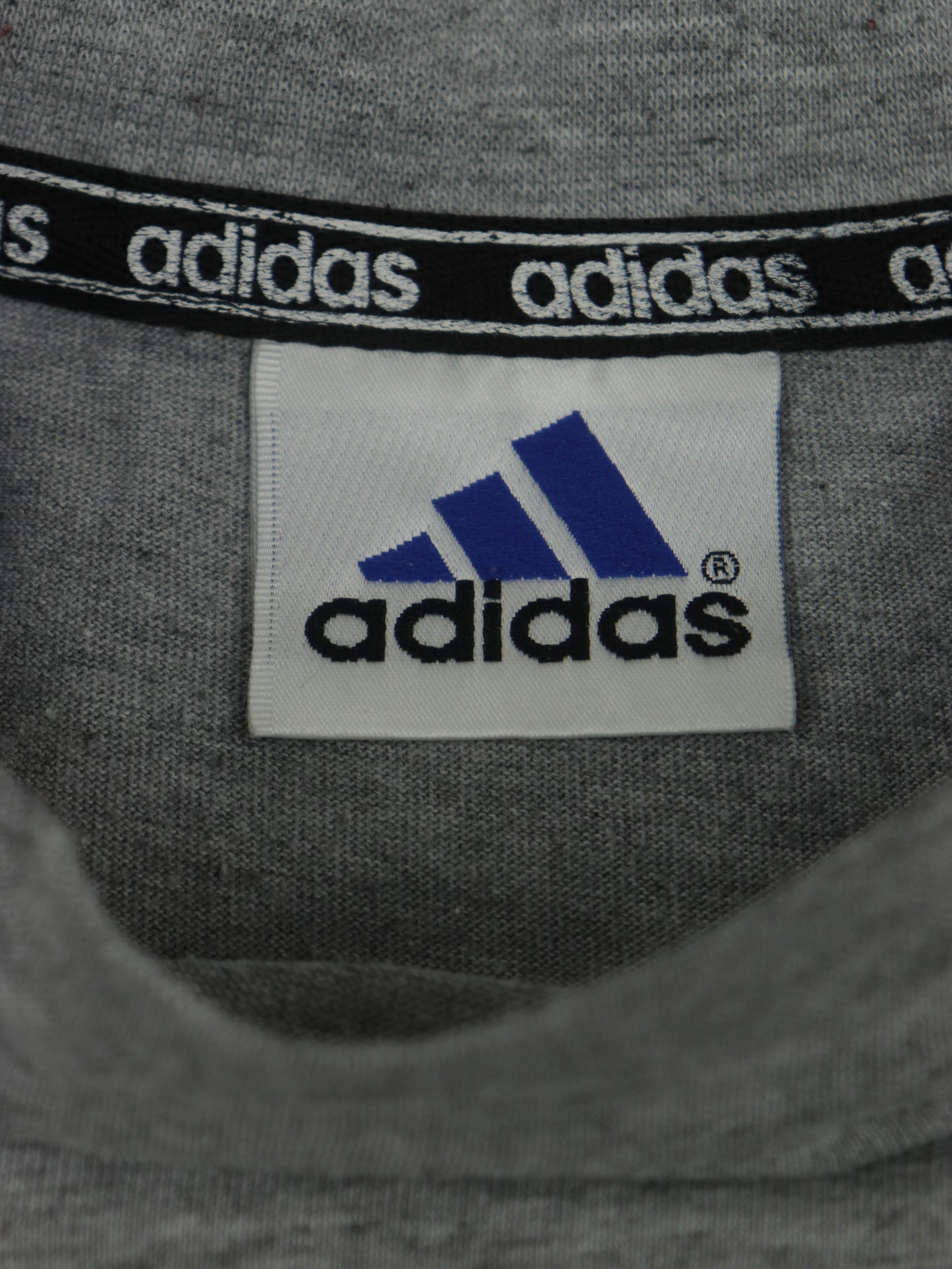 CAMISETA ADIDAS VINTAGE 90S
