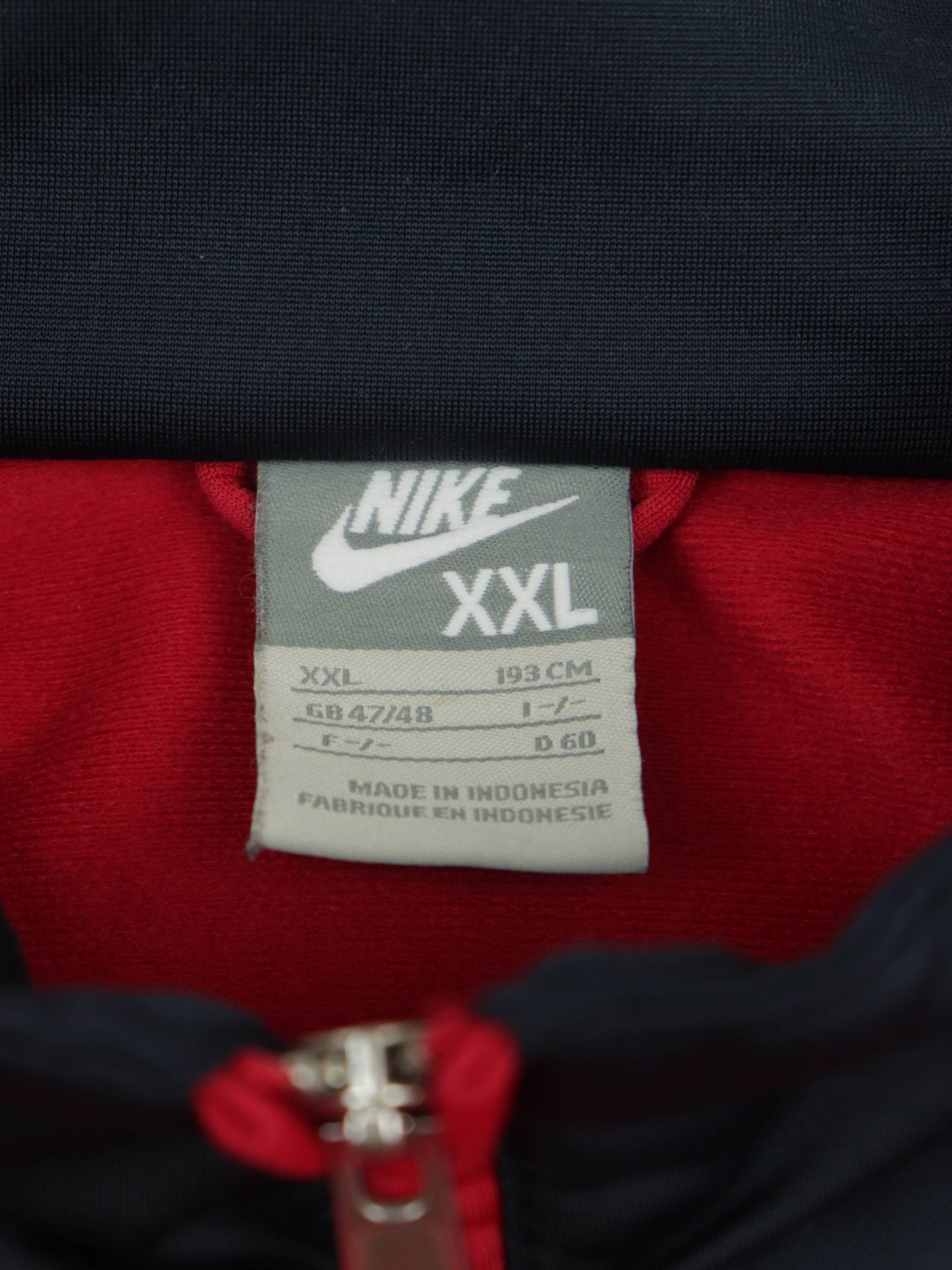 CHAQUETA NIKE VINTAGE 00S
