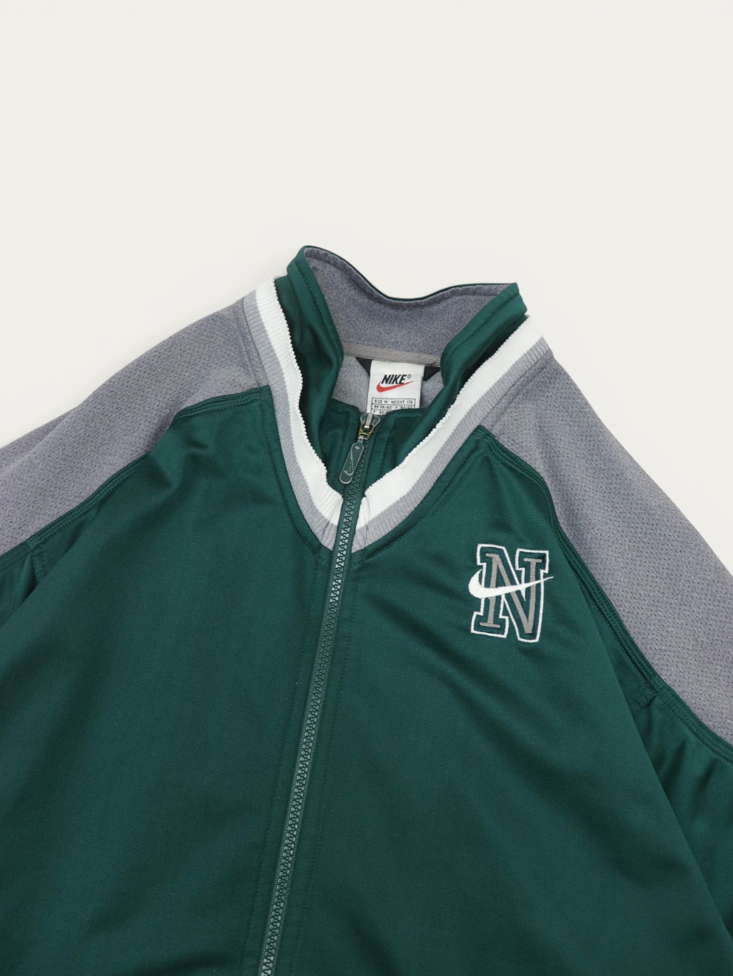 CHAQUETA NIKE VINTAGE 90S