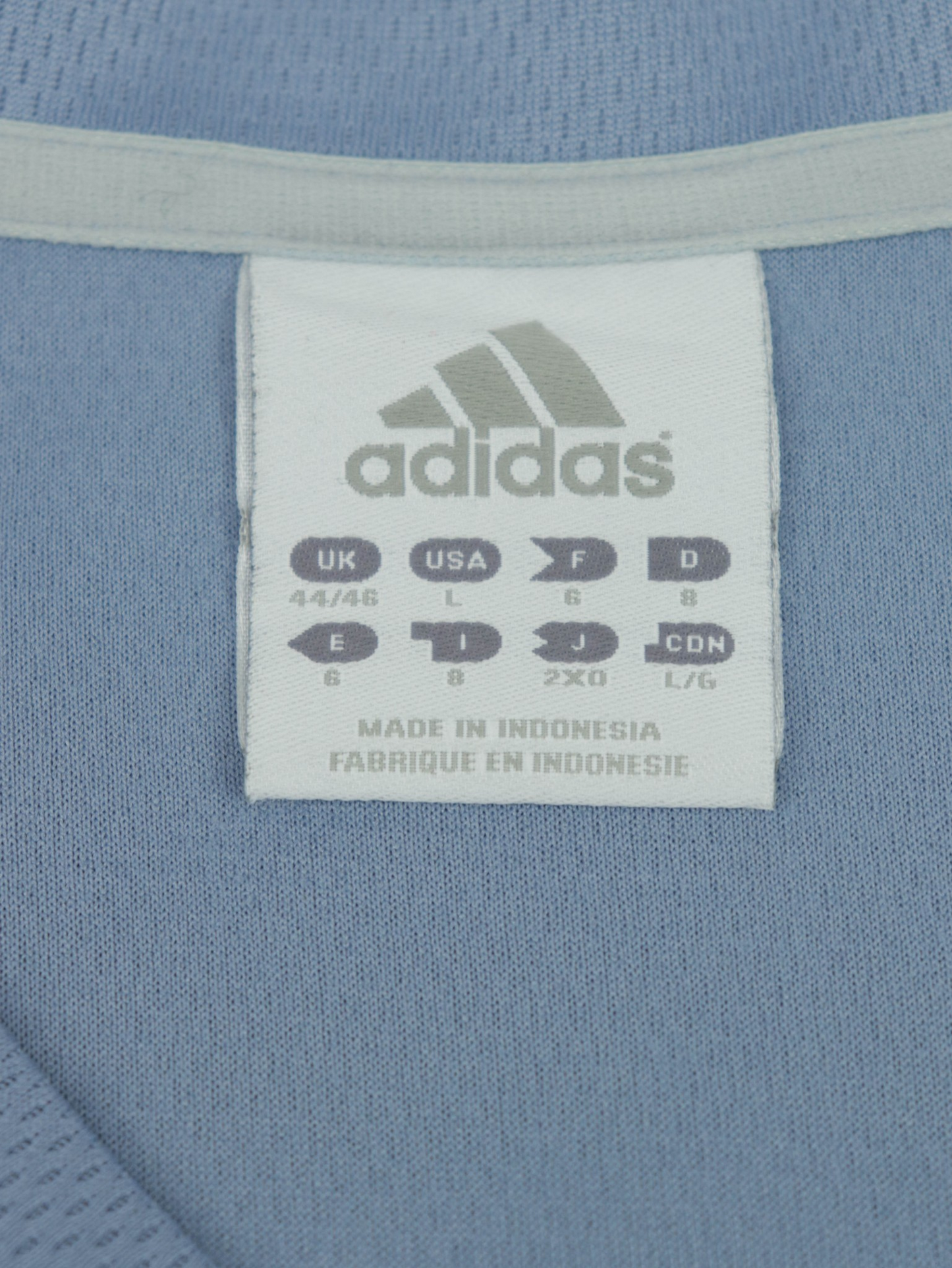 CAMISETA ADIDAS VINTAGE 00S