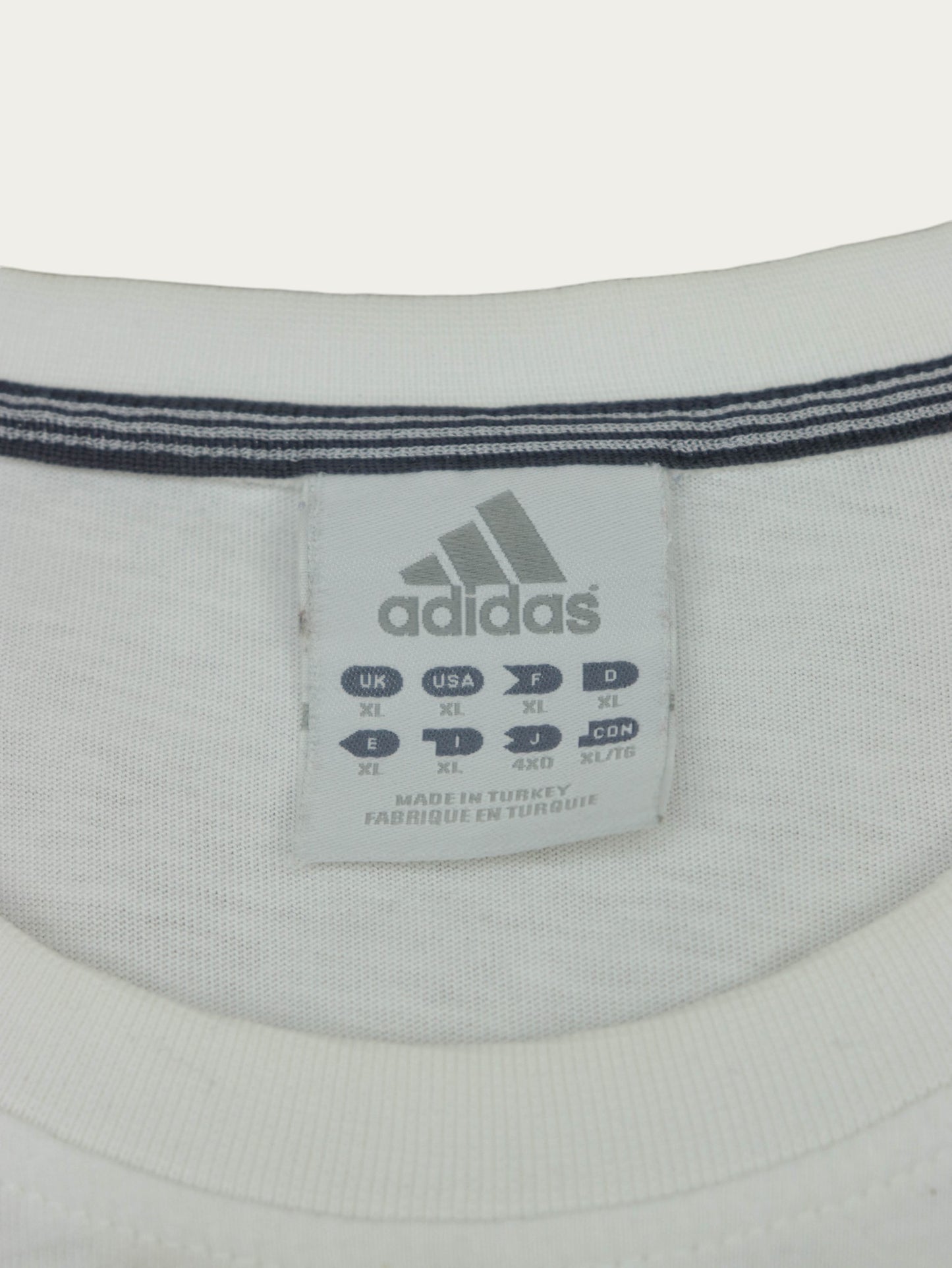 CAMISETA ADIDAS VINTAGE 00S