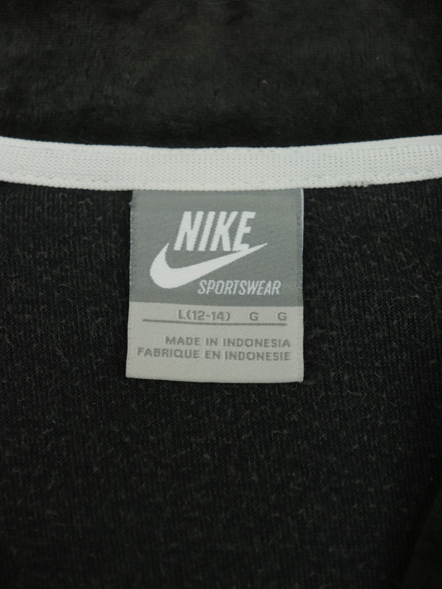 CHAQUETA NIKE VINTAGE 00S