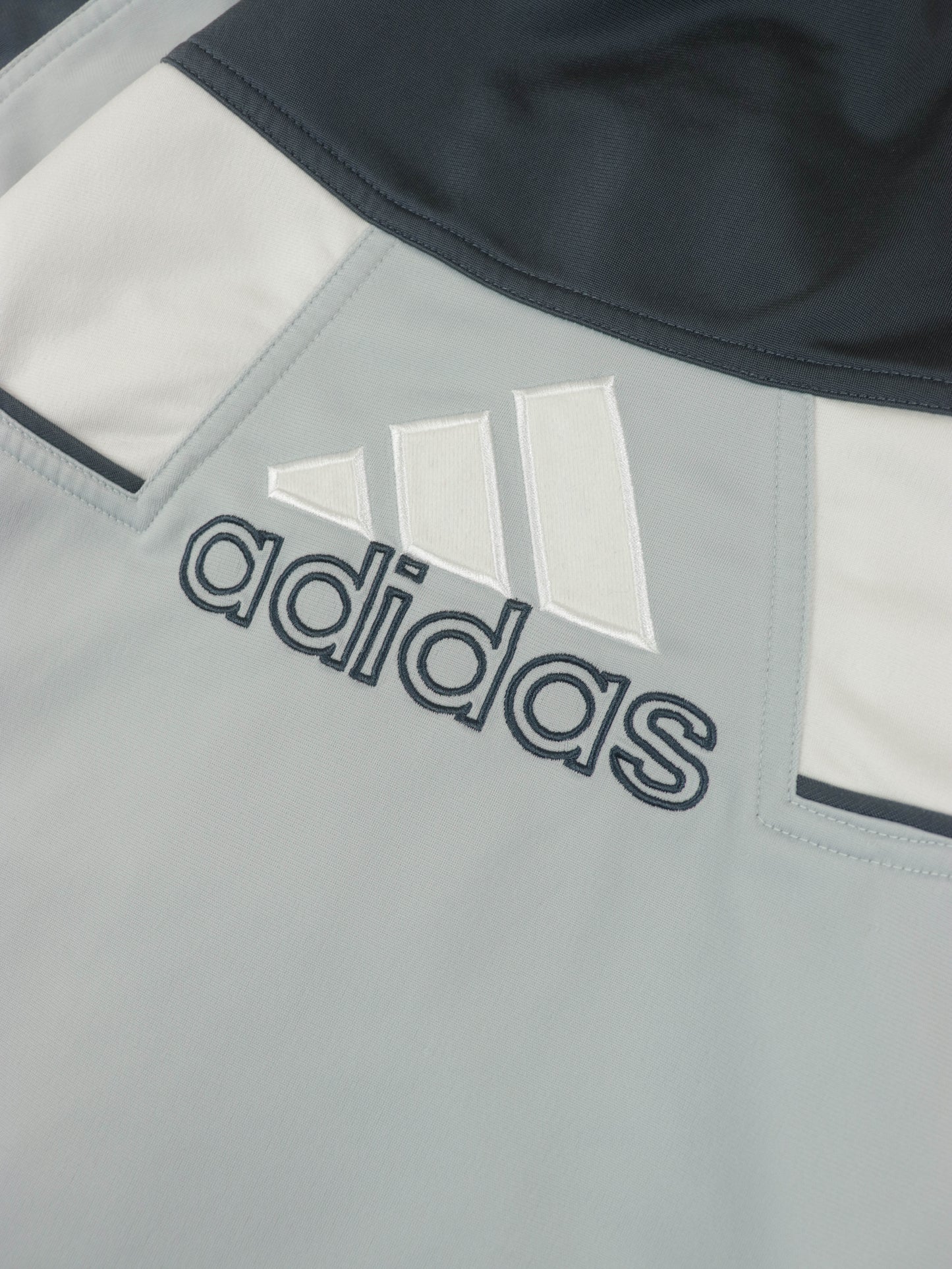 CHAQUETA ADIDAS VINTAGE 00S