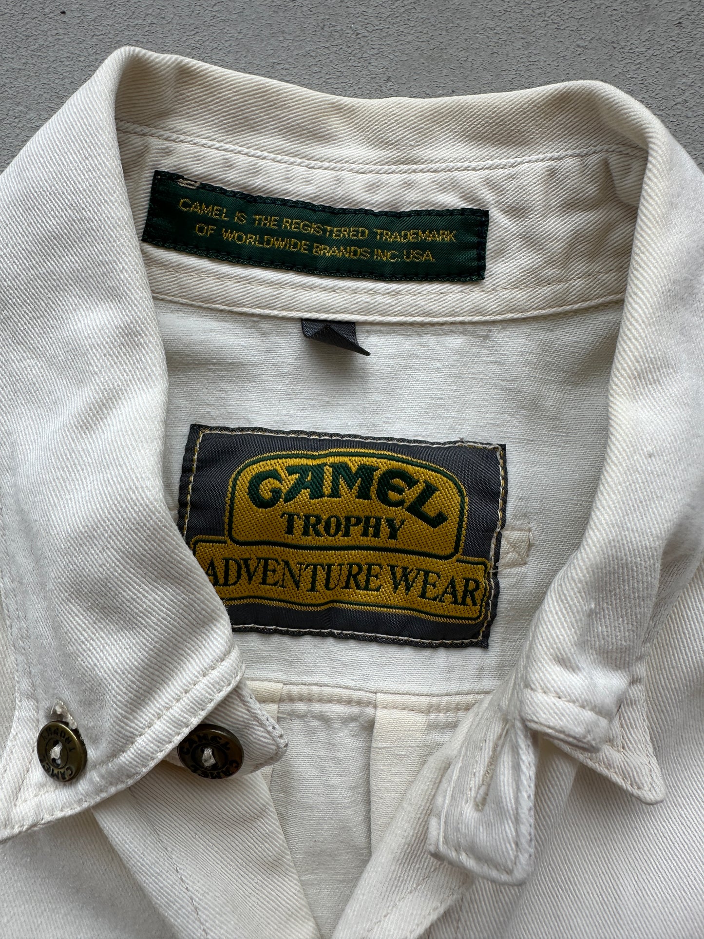 Camisa Camel vintage 90s