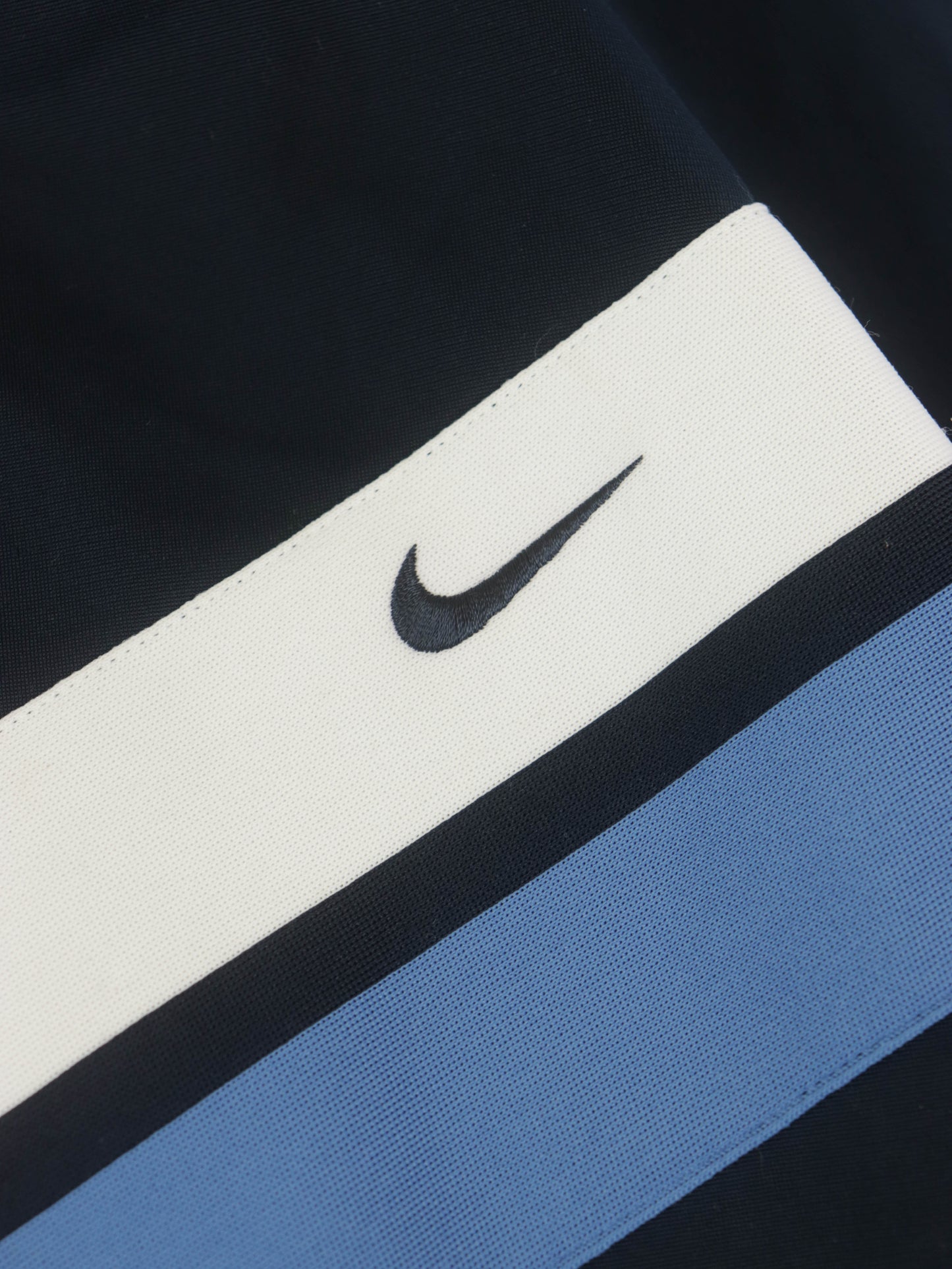 CHAQUETA NIKE VINTAGE 00S