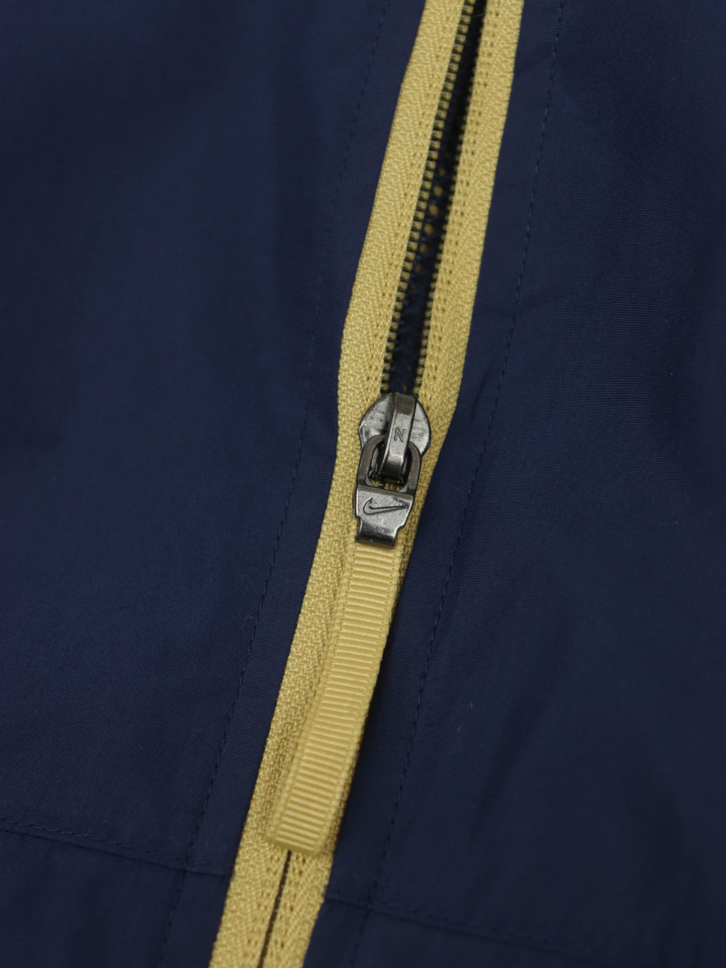 CHAQUETA NIKE VINTAGE 90S