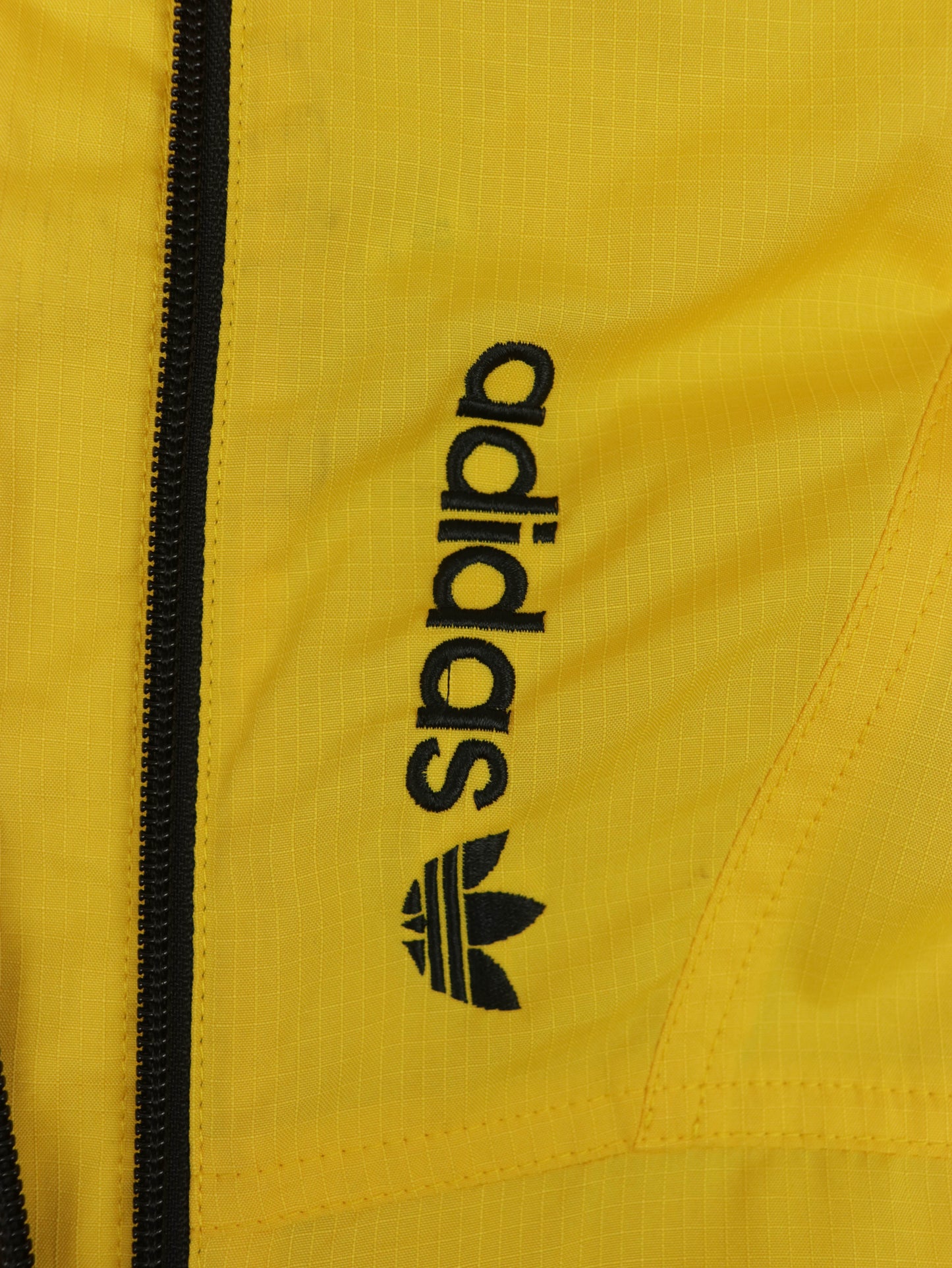 VINTAGE ADIDAS JACKET