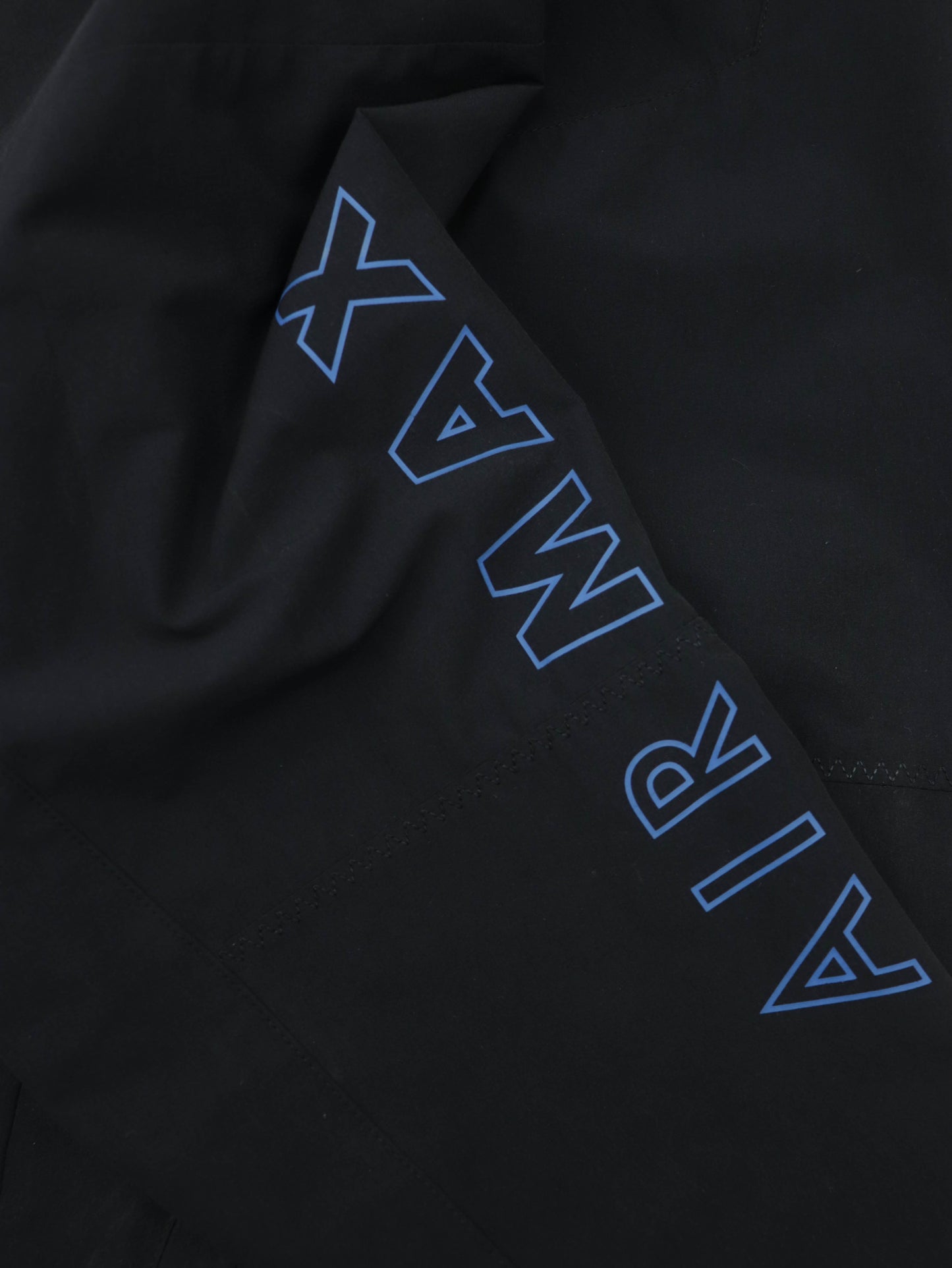 NIKE AIR MAX VINTAGE 00S JACKET