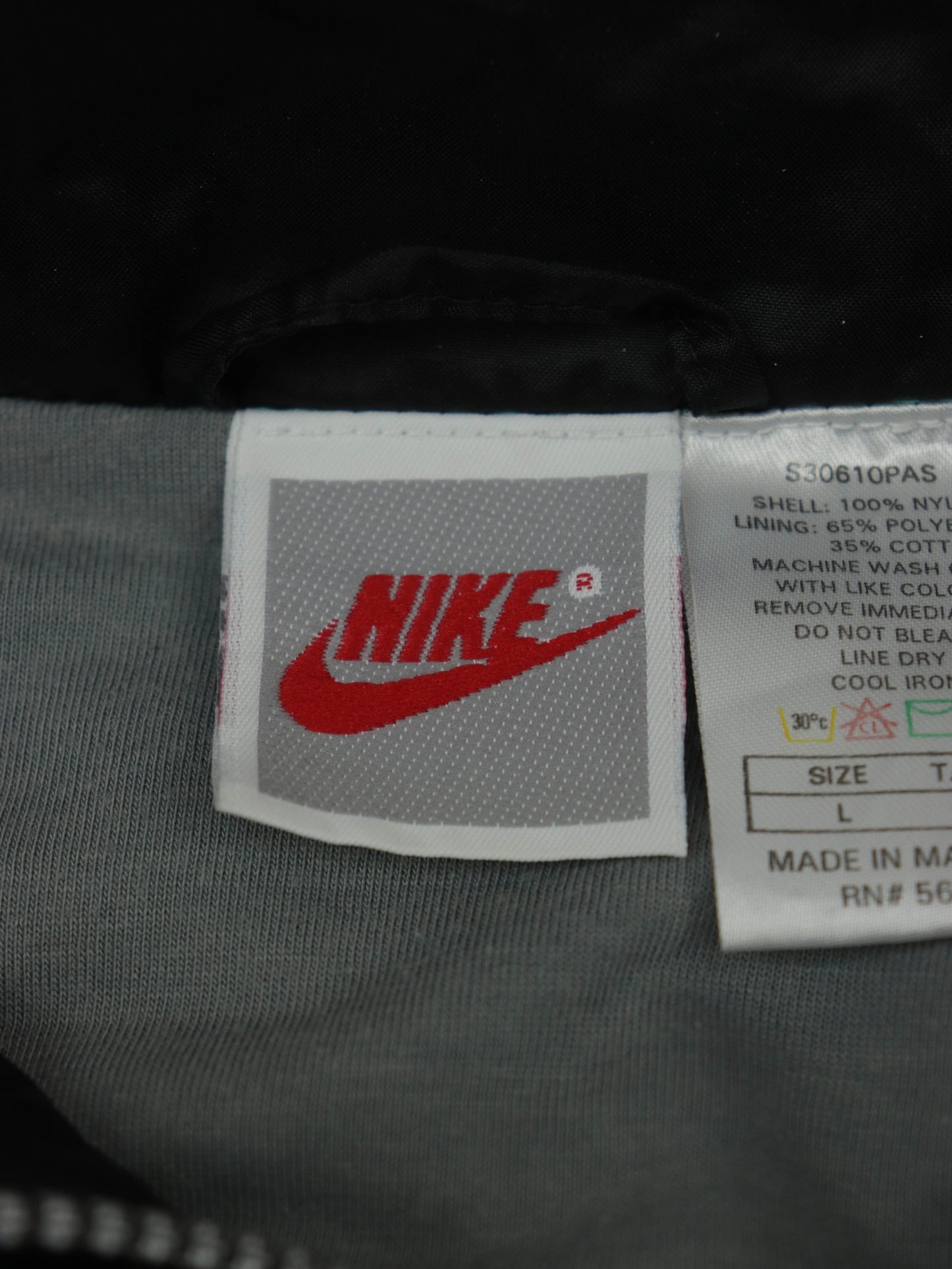 CHAQUETA NIKE VINTAGE 90S