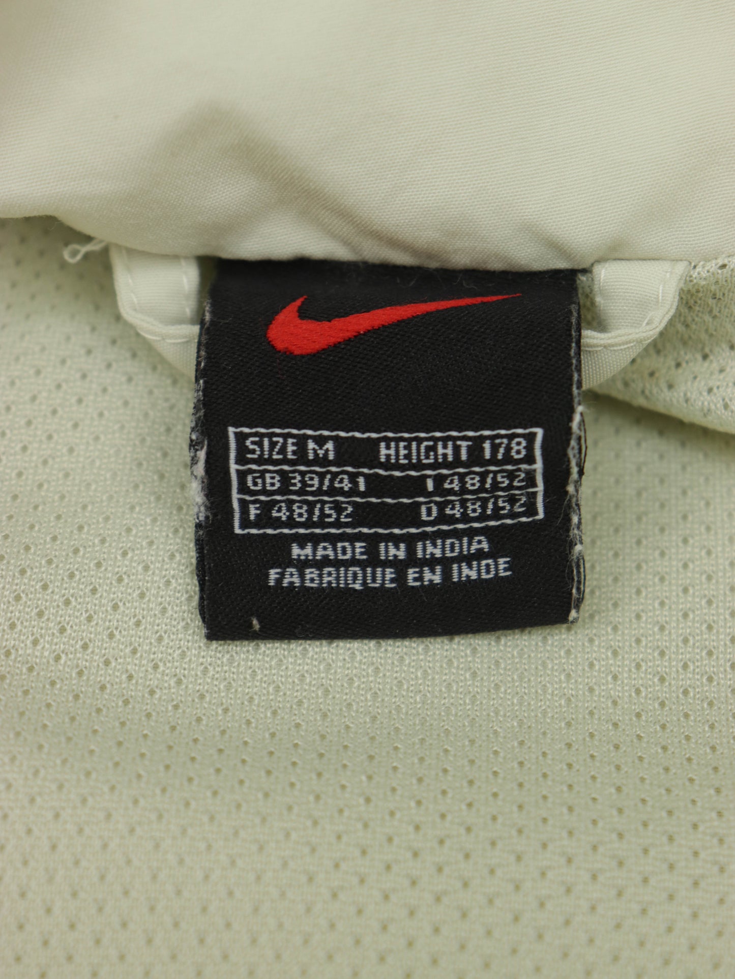 CHAQUETA NIKE VINTAGE 90S
