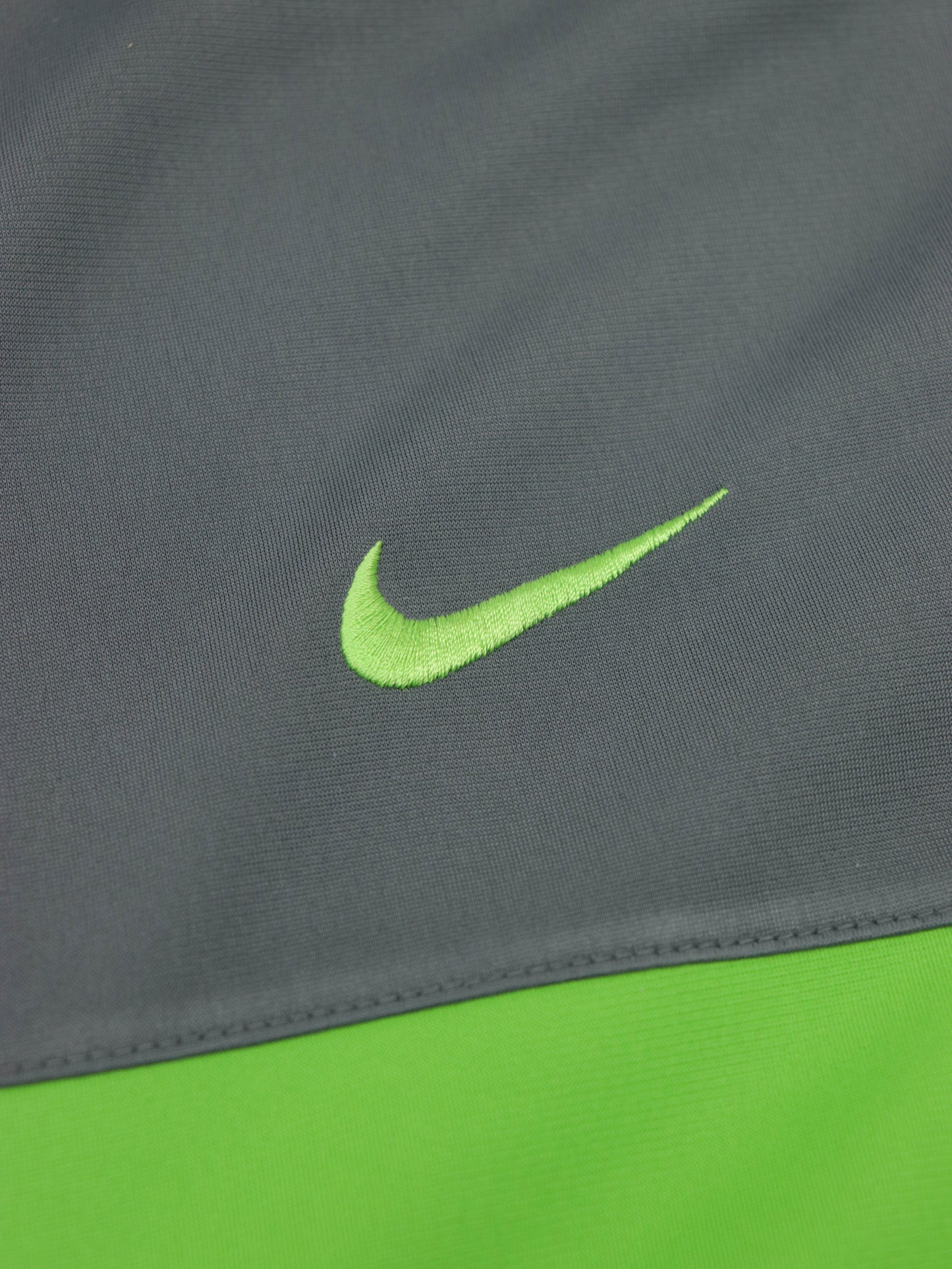 VINTAGE NIKE JACKET 00S