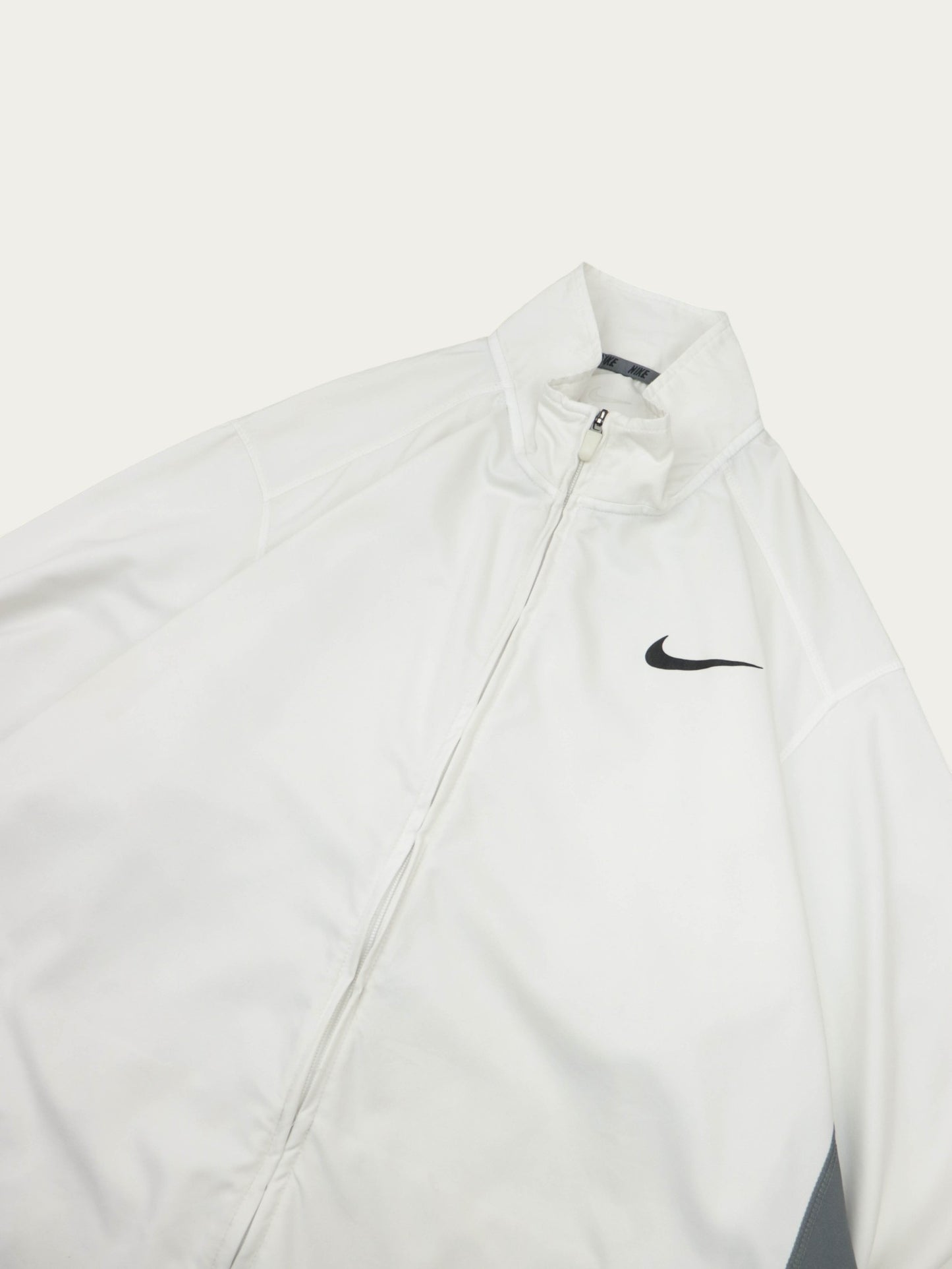 CHAQUETA NIKE VINTAGE 00S