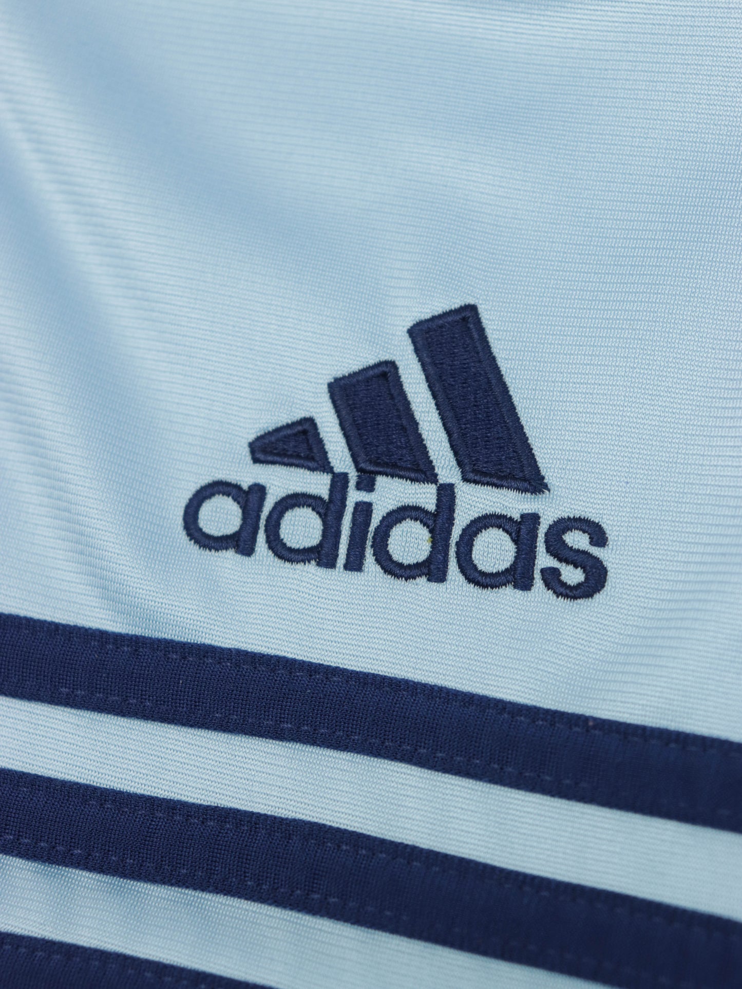 CHAQUETA ADIDAS VINTAGE 00S