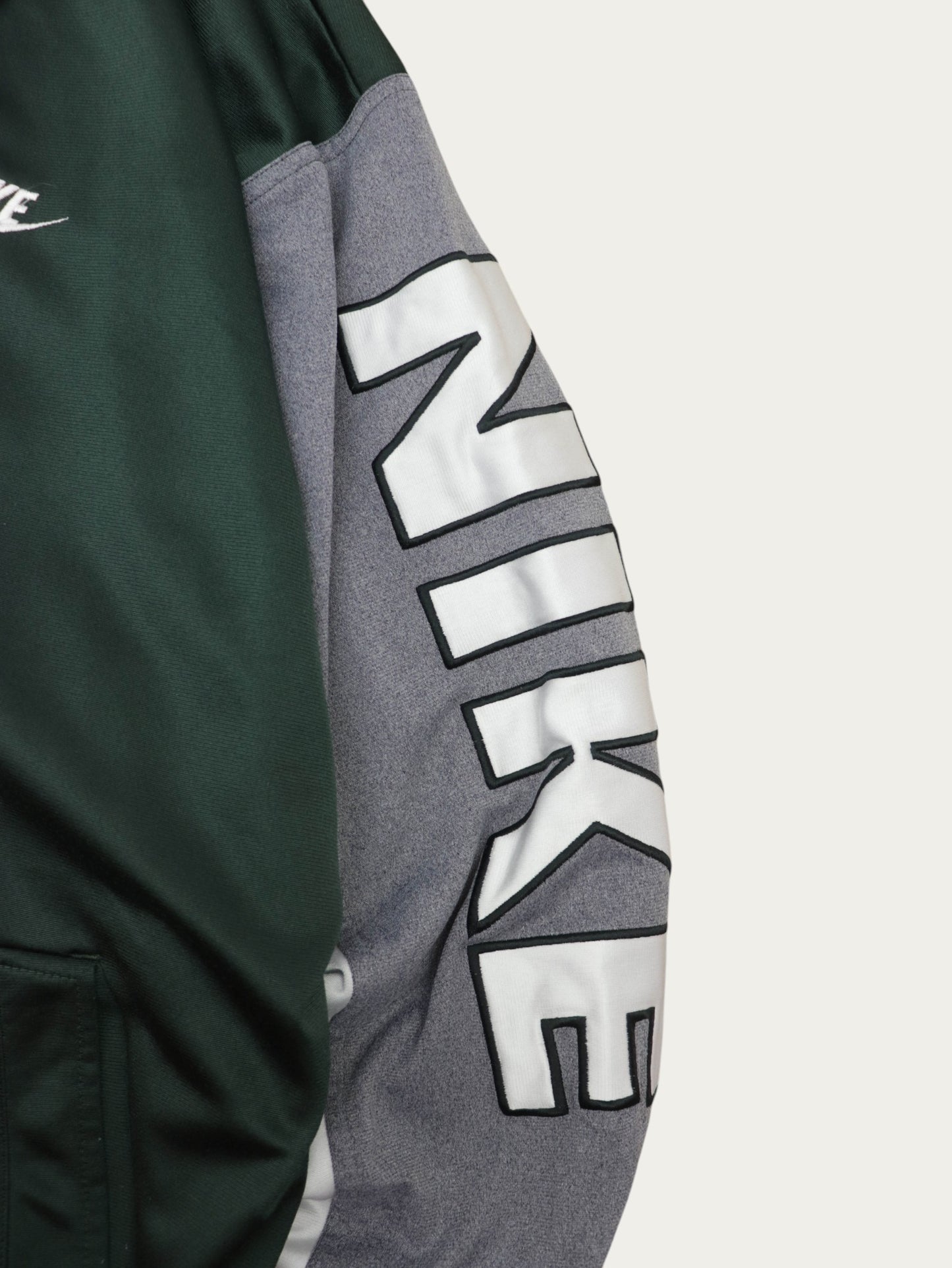 CHAQUETA NIKE VINTAGE 90S
