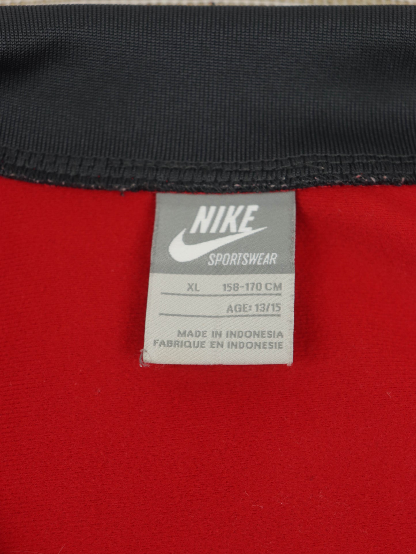 VINTAGE NIKE JACKET 00S