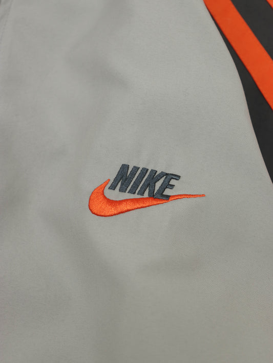 CHAQUETA NIKE VINTAGE 00S
