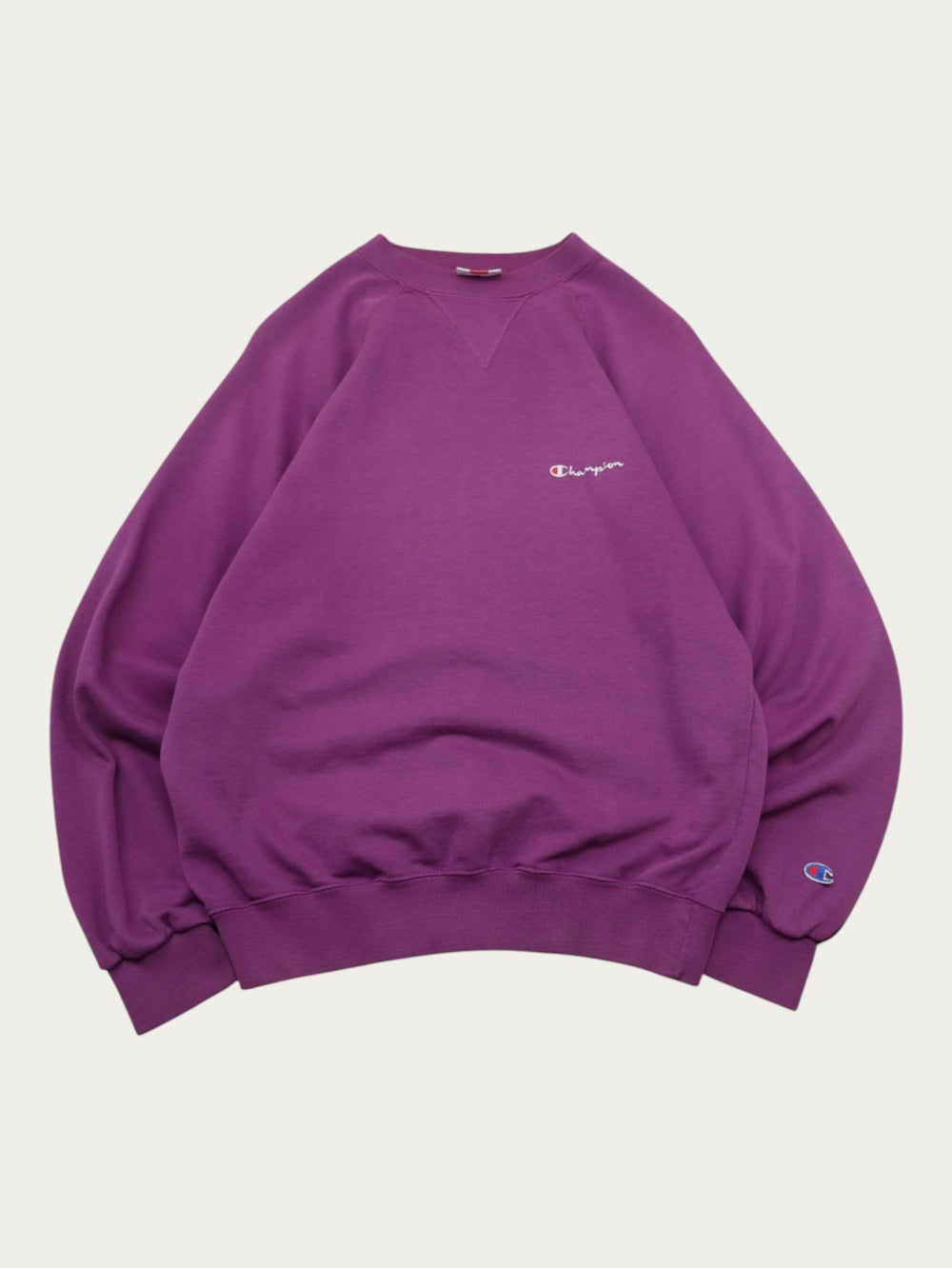 CHAMPION VINTAGE 00S SWEATSHIRT