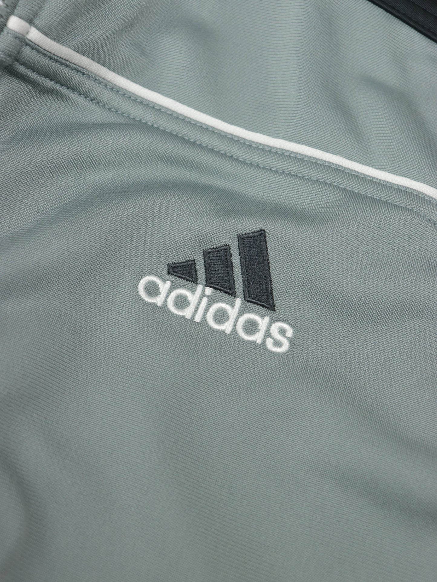 CHAQUETA ADIDAS VINTAGE 00S