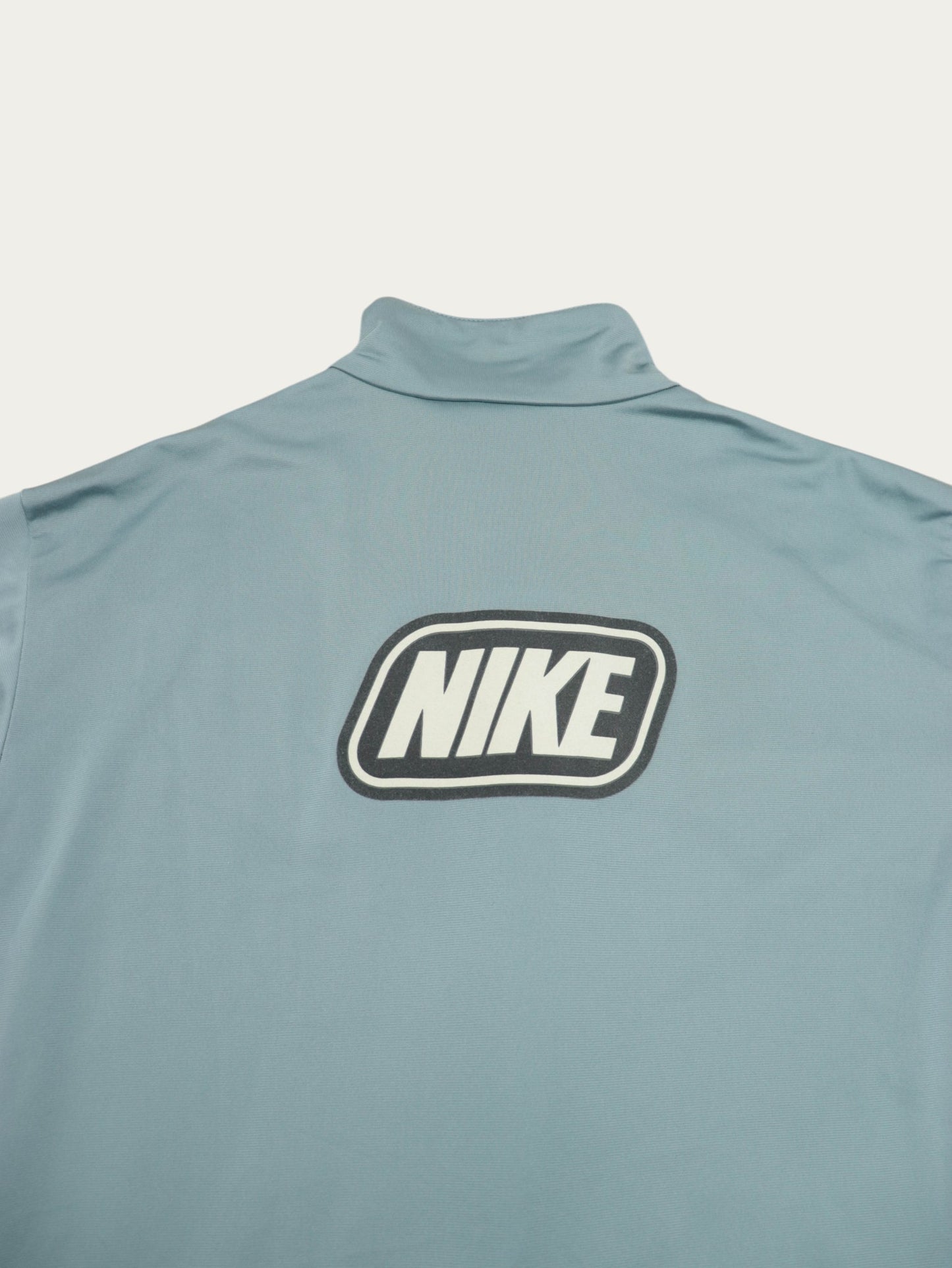 VINTAGE NIKE JACKET 00S