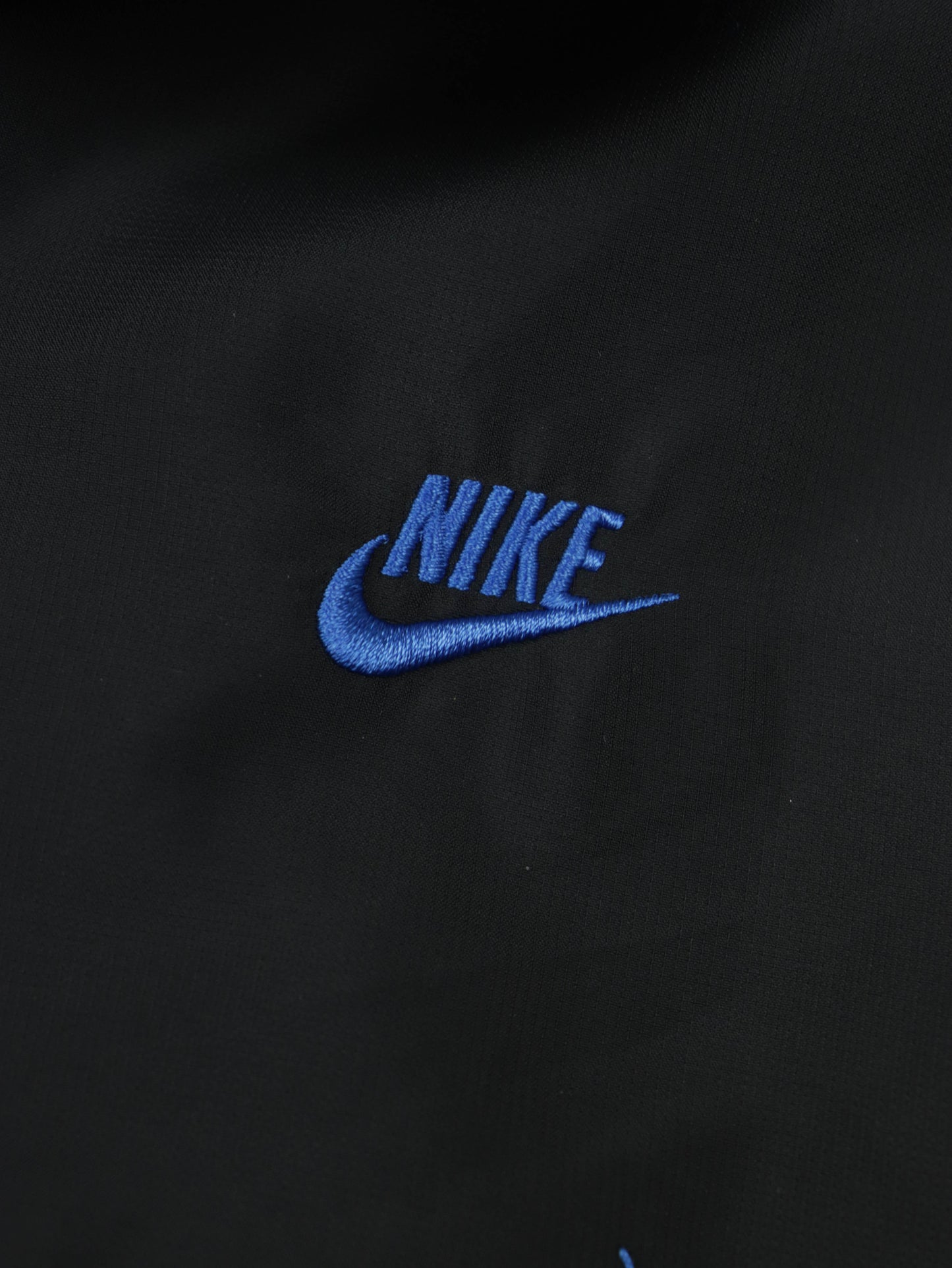 CHAQUETA NIKE VINTAGE 00S