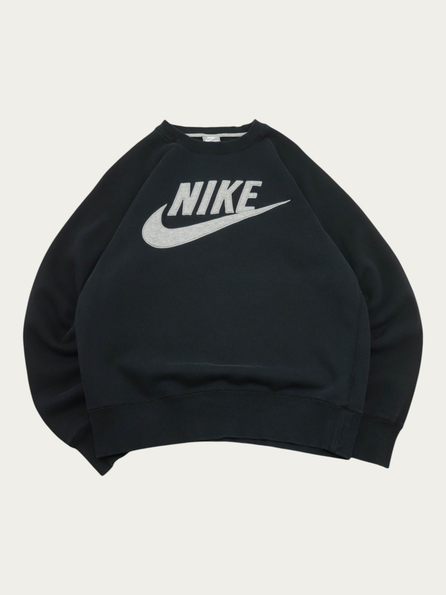 VINTAGE NIKE SWEATSHIRT 00S