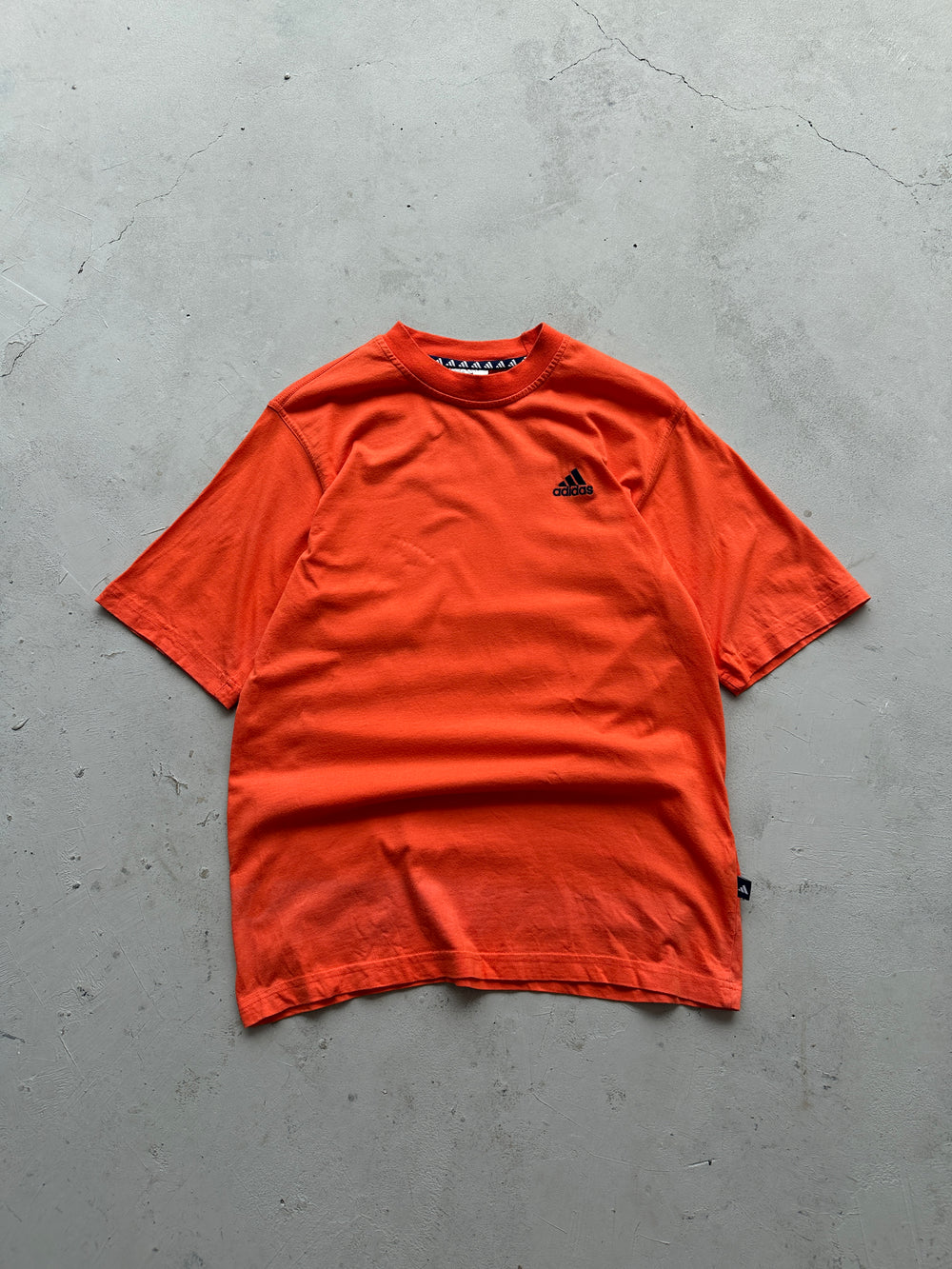 Vintage 90s Adidas T-shirt