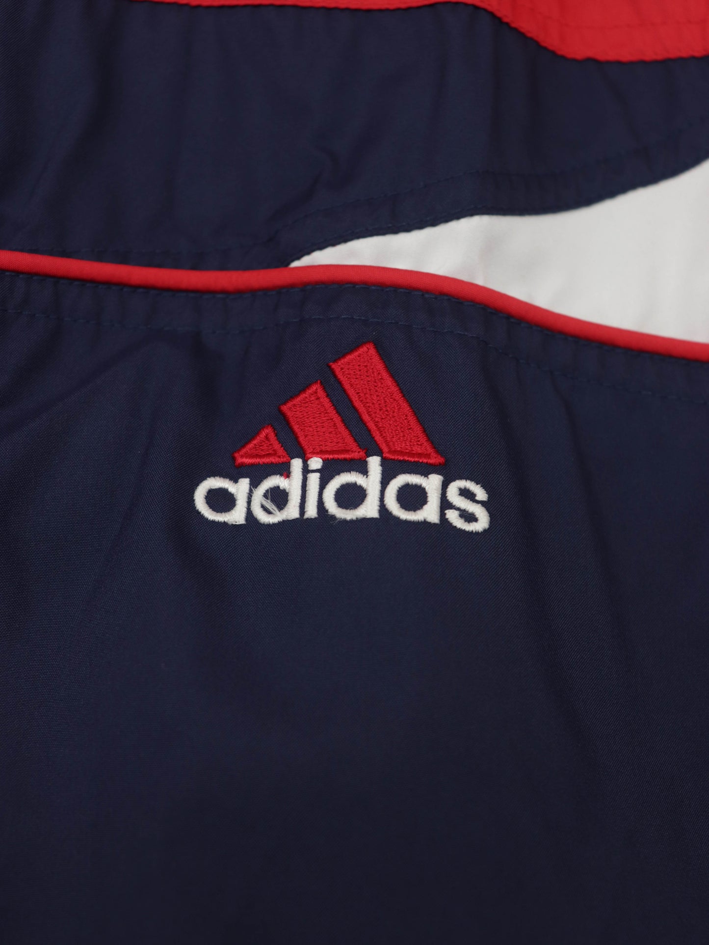 CHAQUETA ADIDAS VINTAGE 00S