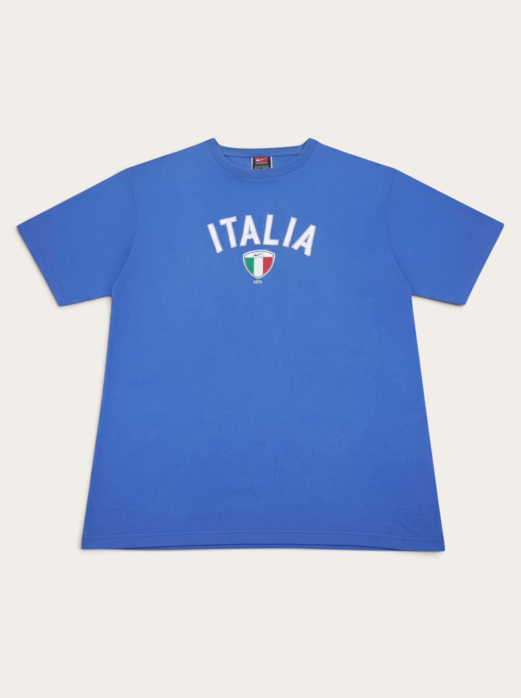 Camiseta vintage azul de Italia de Alabama Vintage con logo Nike y escudo de la selección italiana en el pecho