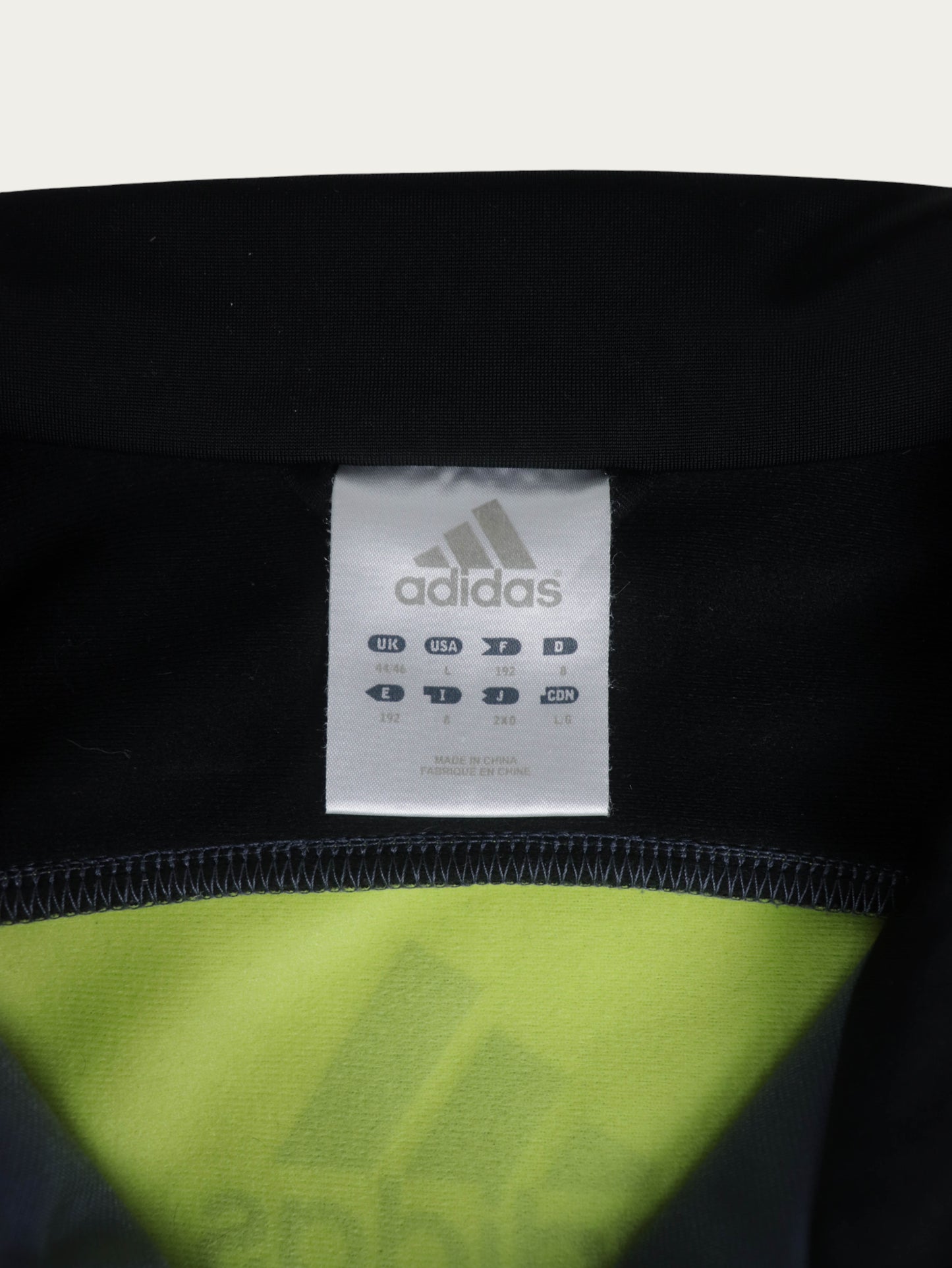 CHAQUETA ADIDAS VINTAGE 00S