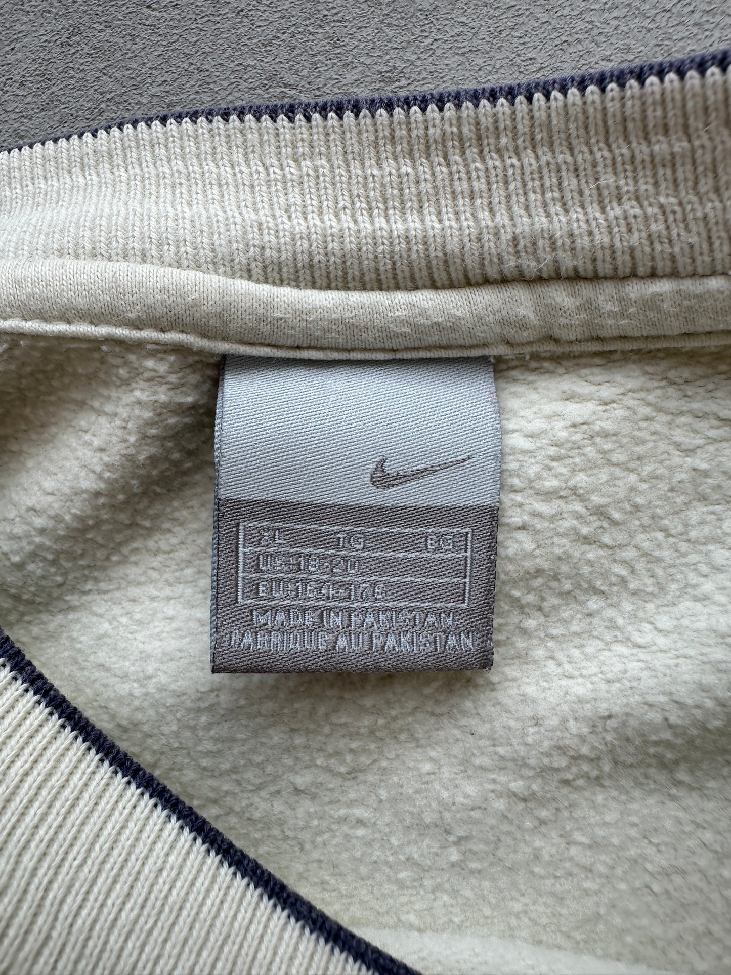 Sudadera Nike vintage 00s