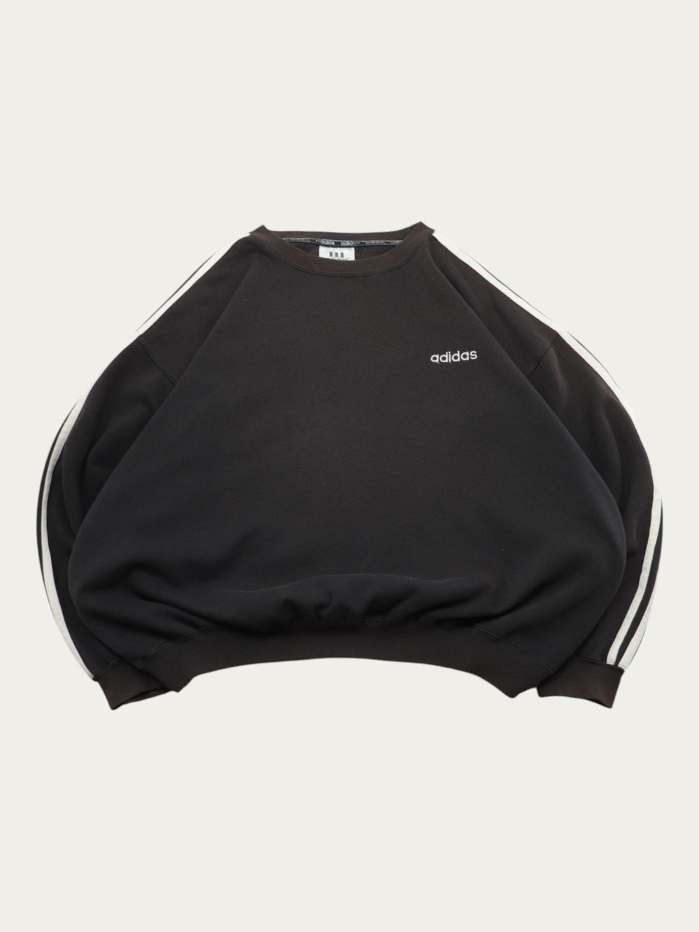 ADIDAS VINTAGE 90S SWEATSHIRT