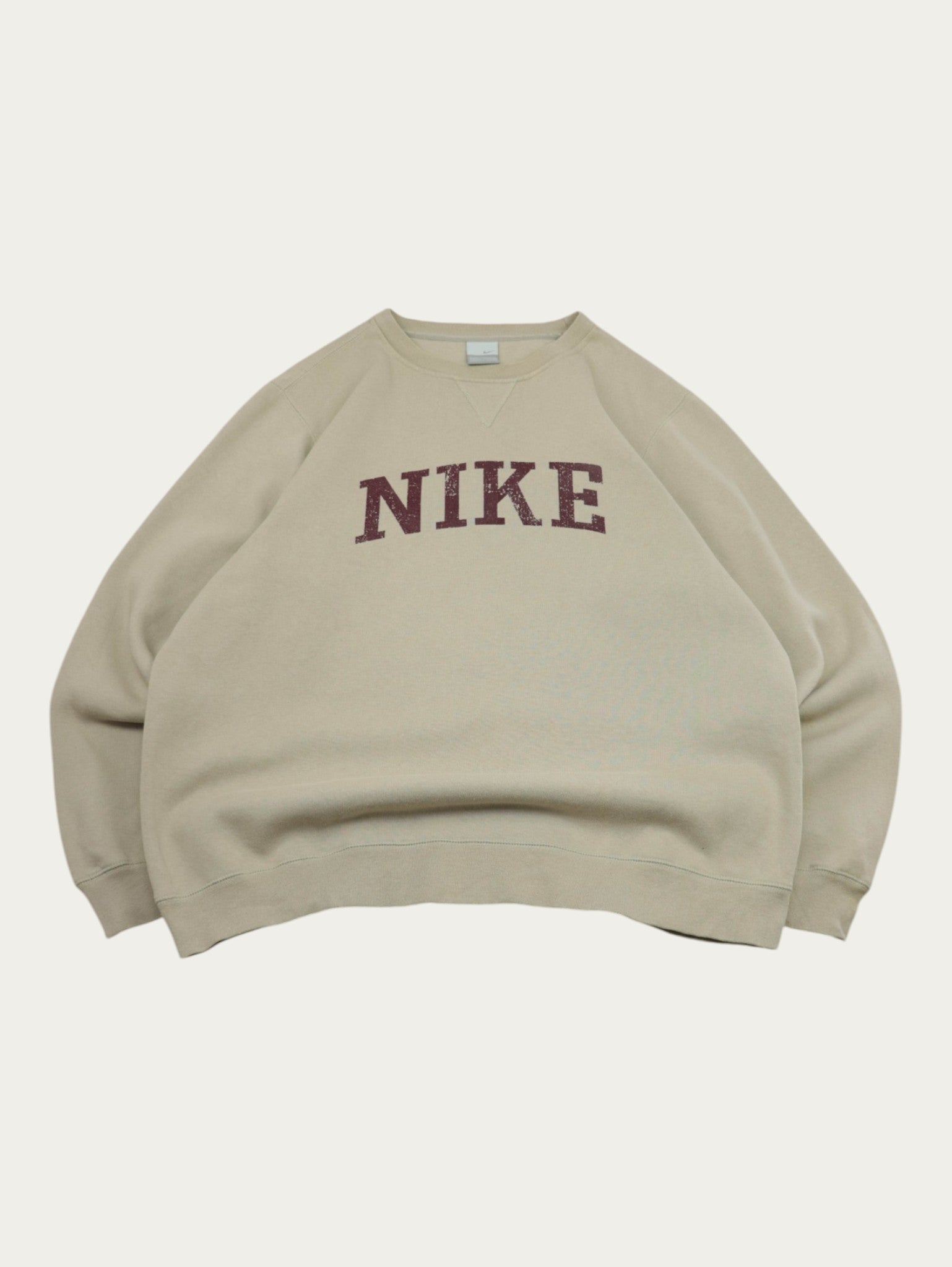 VINTAGE NIKE SWEATSHIRT 00S