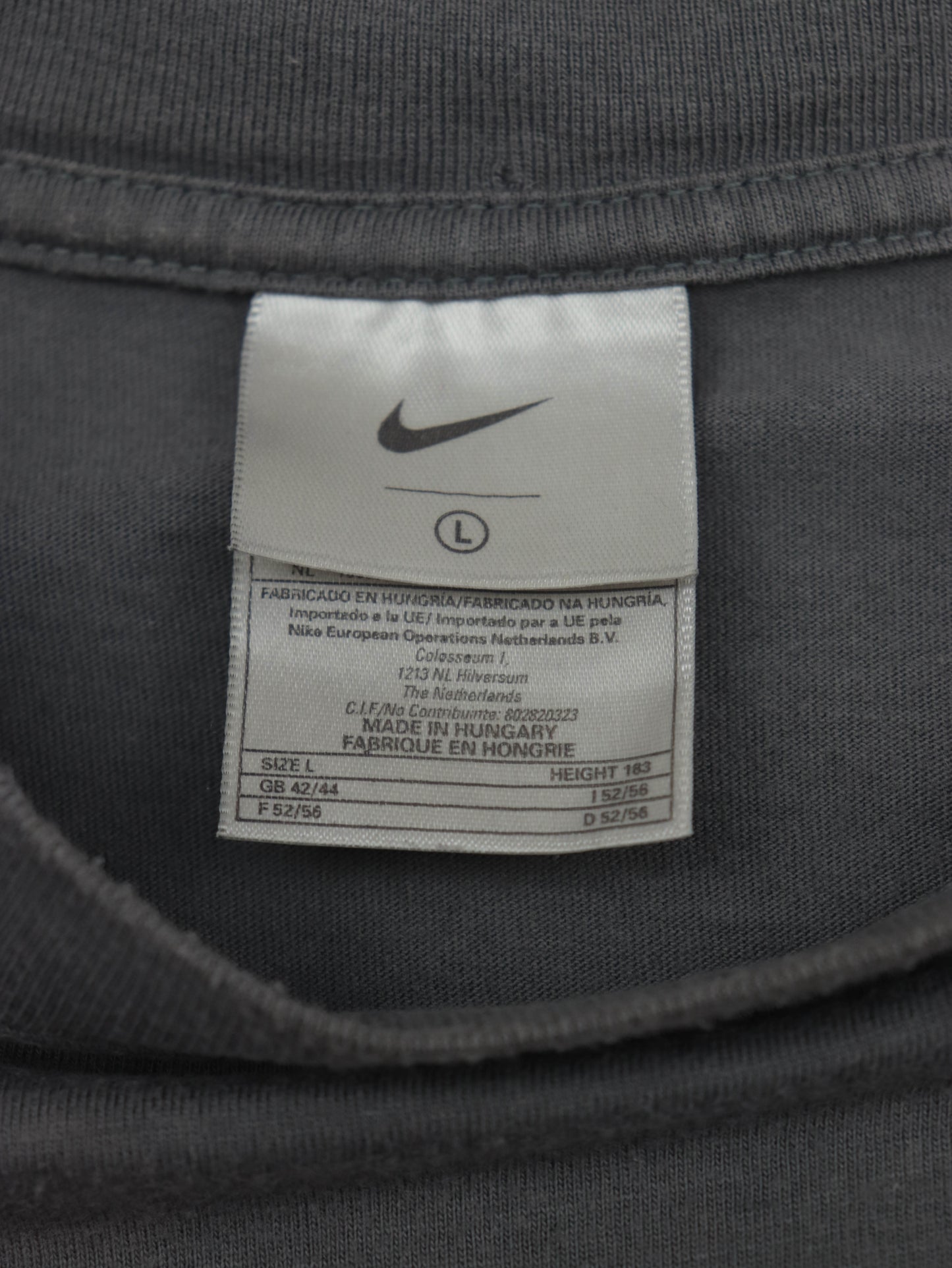 VINTAGE 90S NIKE T-SHIRT