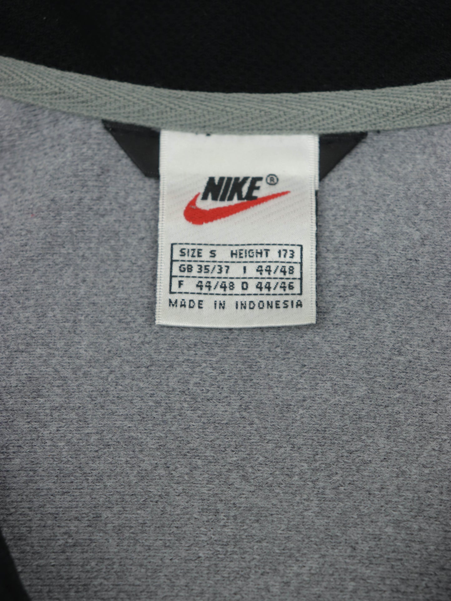VINTAGE 90S NIKE JACKET