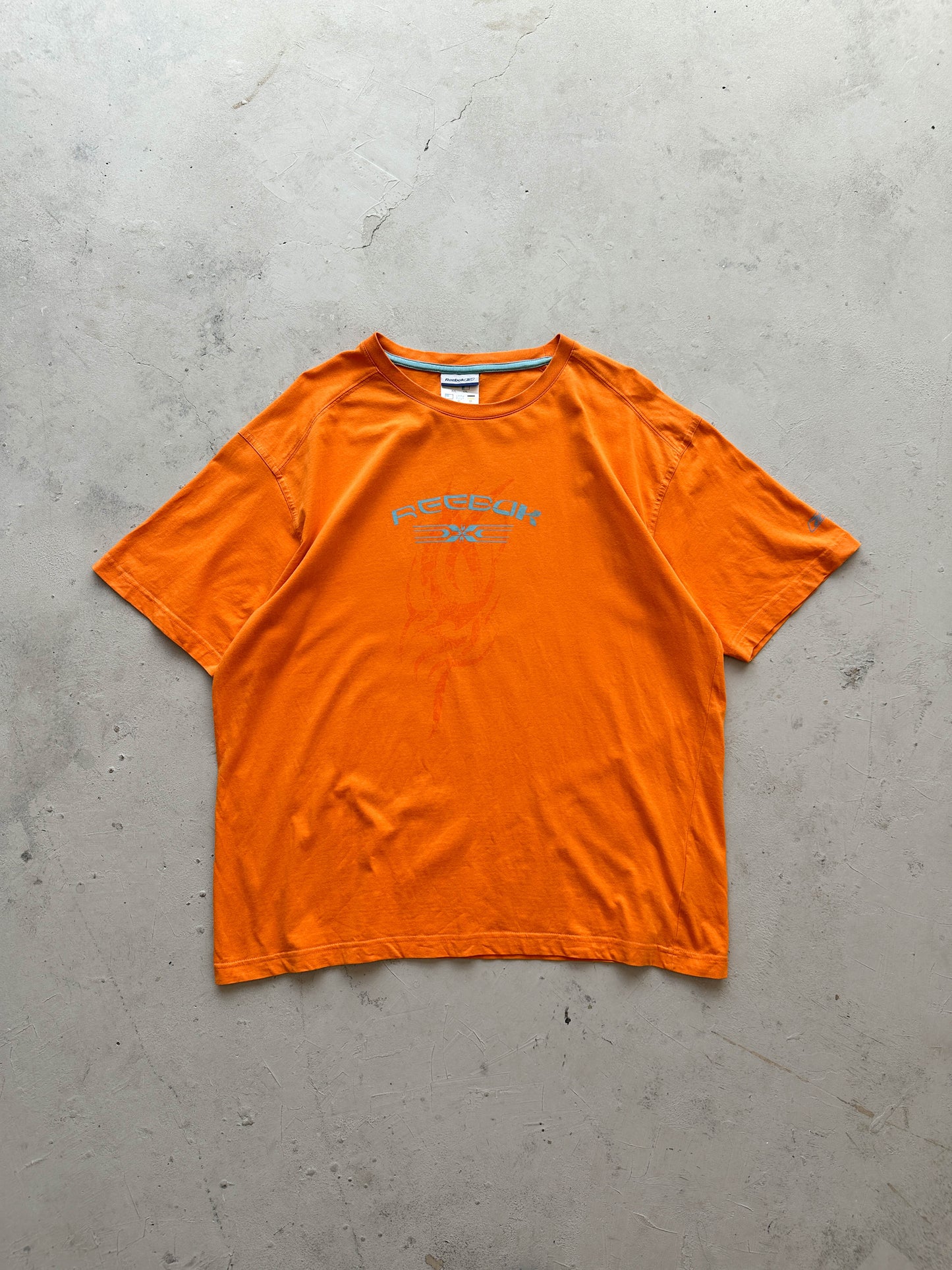Camiseta Reebok vintage 00s
