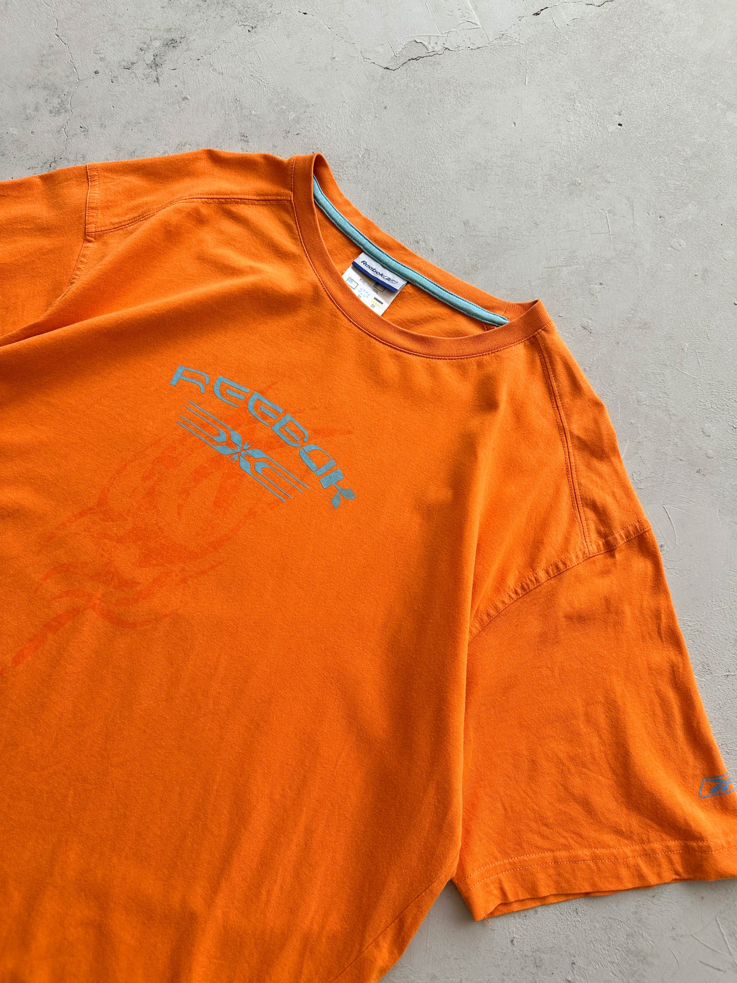 Camiseta Reebok vintage 00s