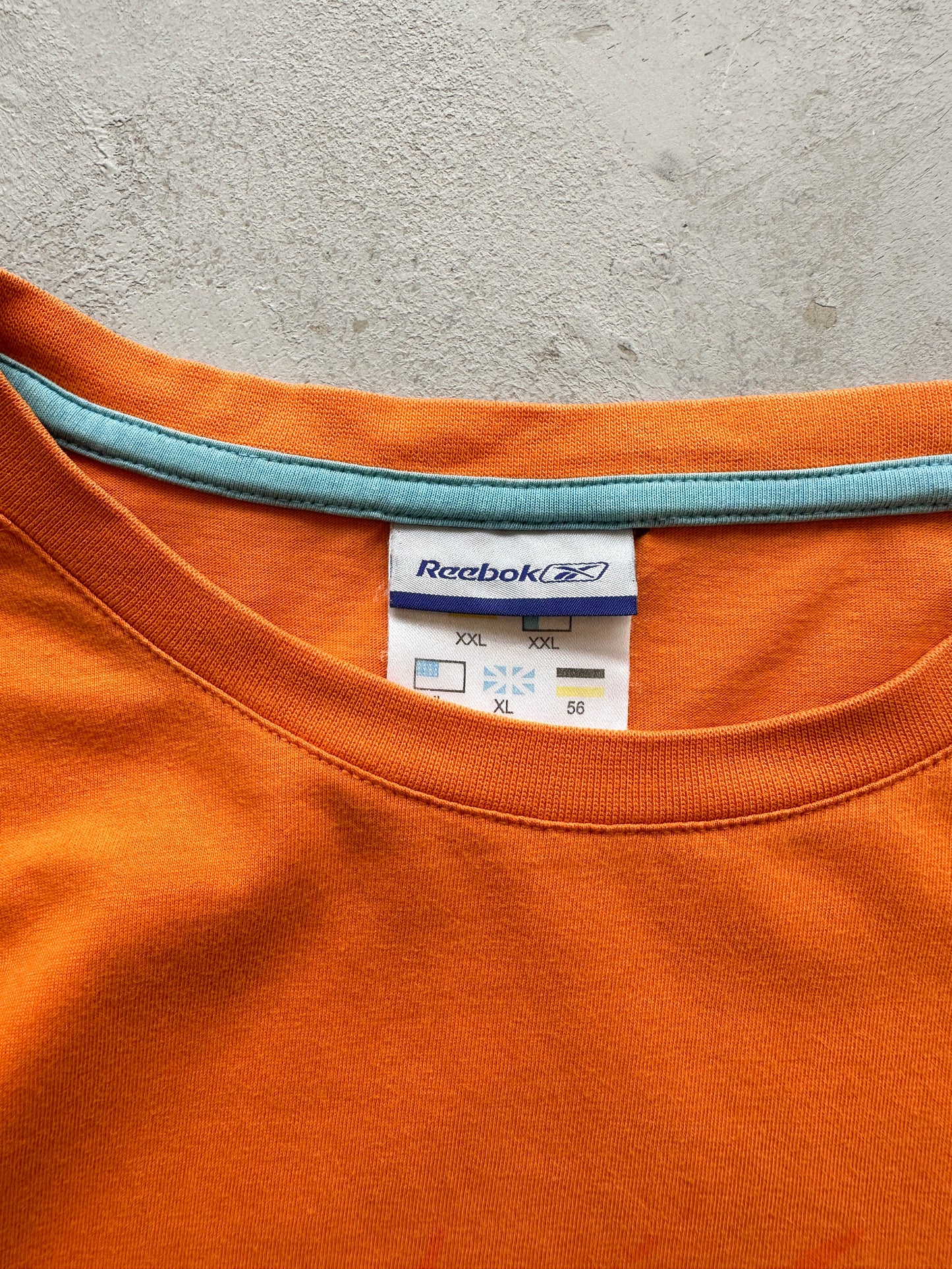 Camiseta Reebok vintage 00s