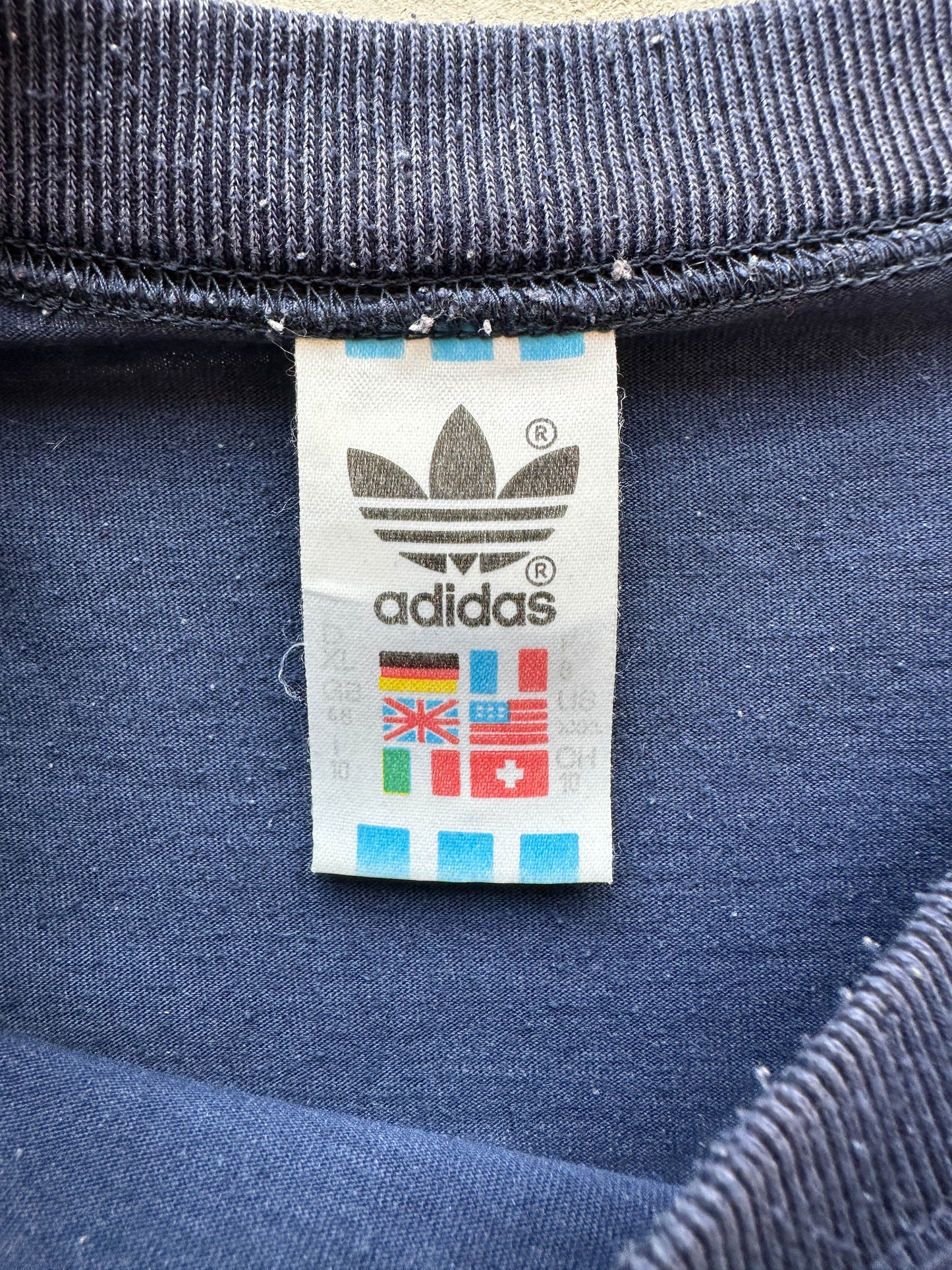 Camiseta Adidas vintage 90s