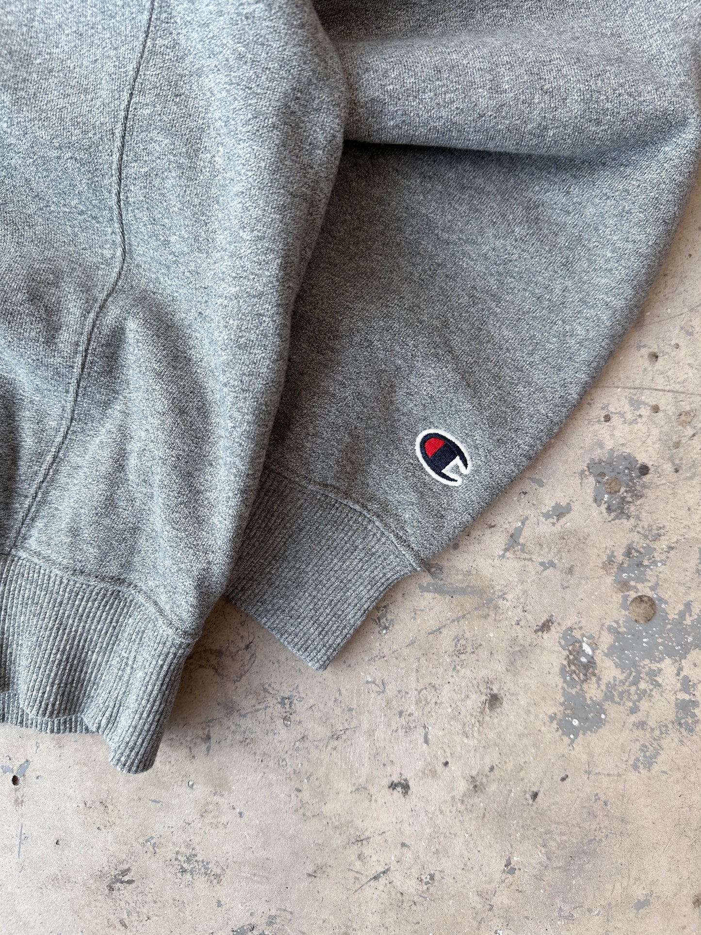 Champion vintage 00s sweatshirt