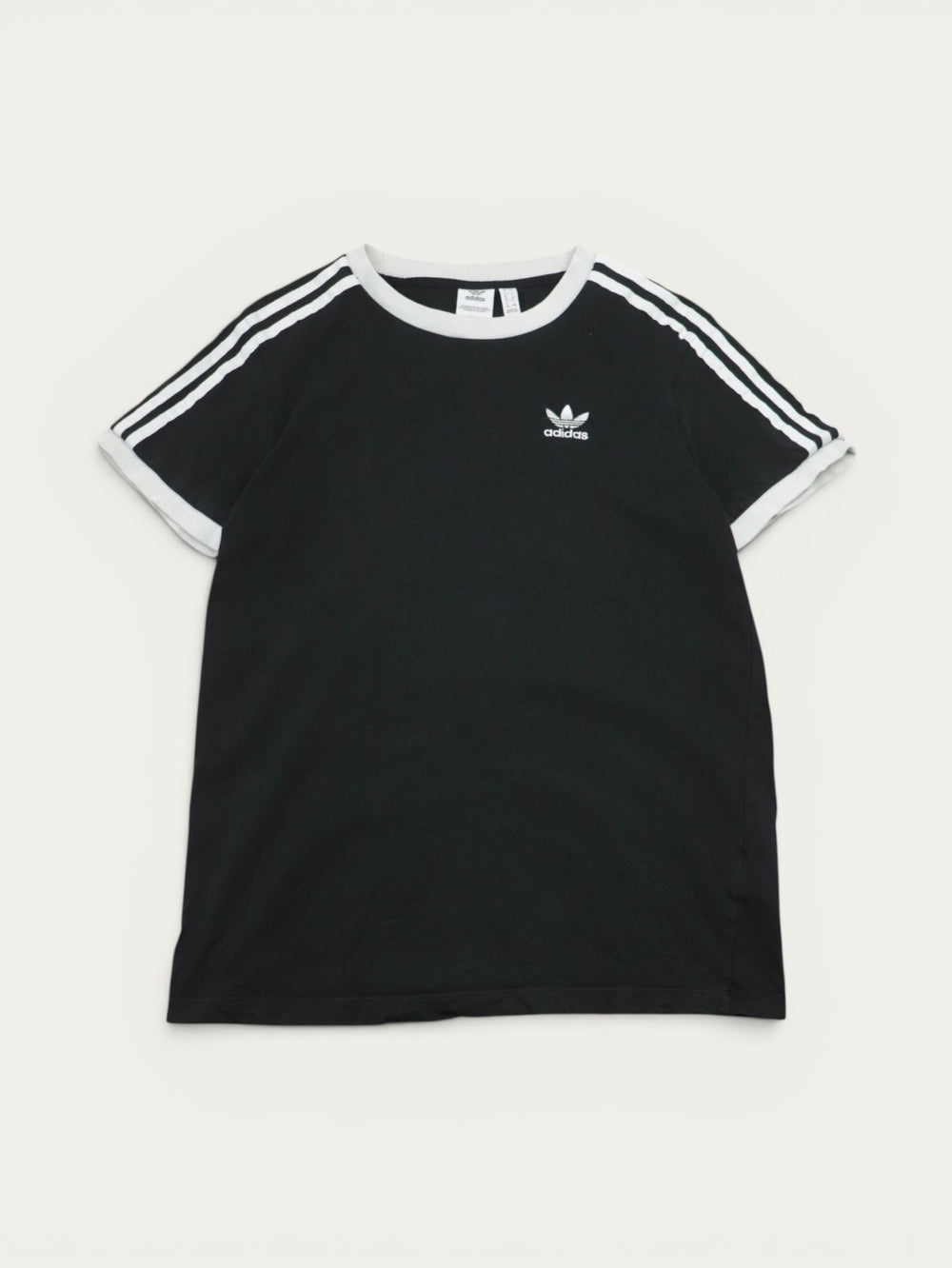 CAMISETA ADIDAS VINTAGE 00S