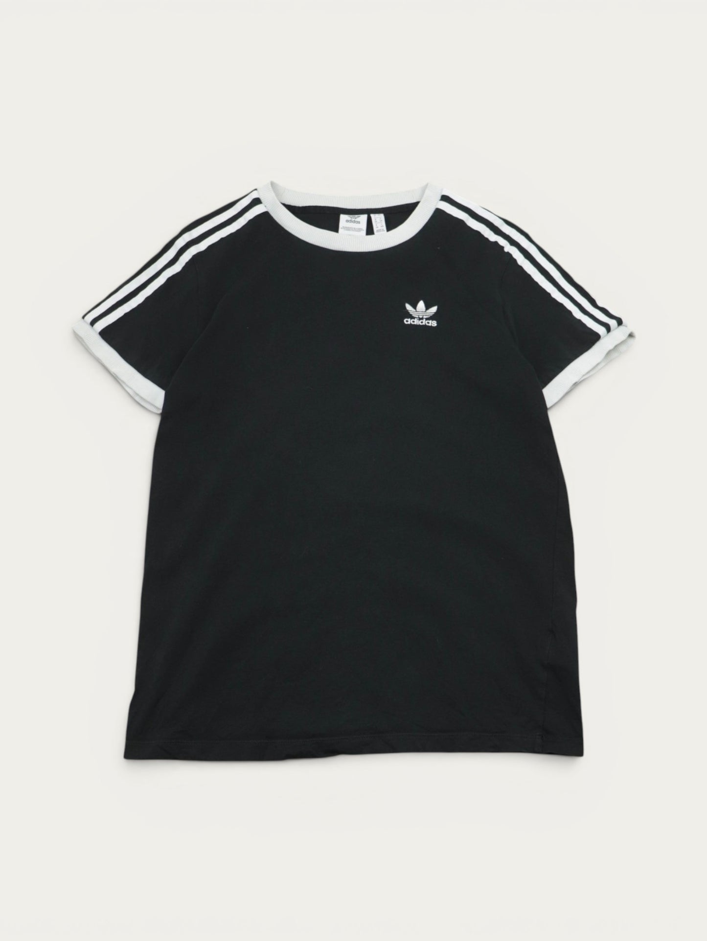 CAMISETA ADIDAS VINTAGE 00S