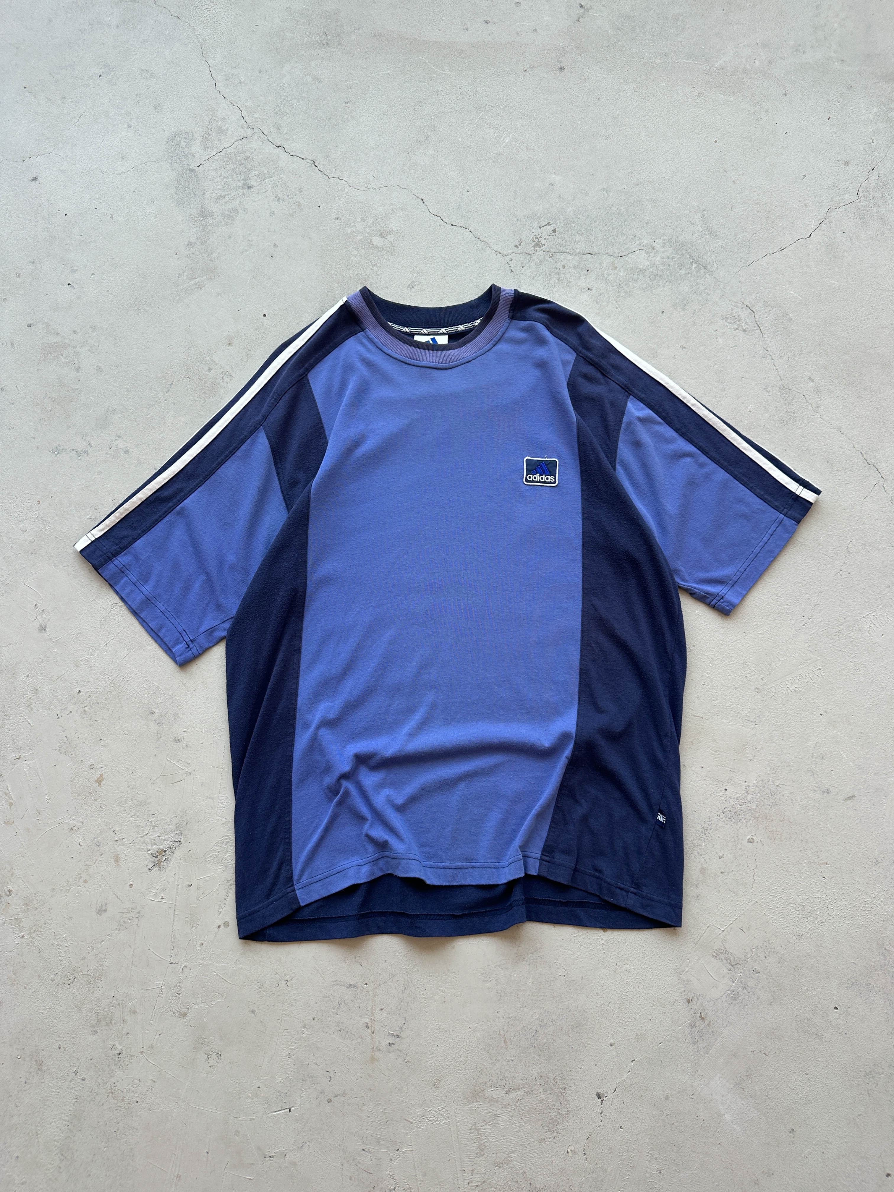 Camiseta Adidas vintage 90s